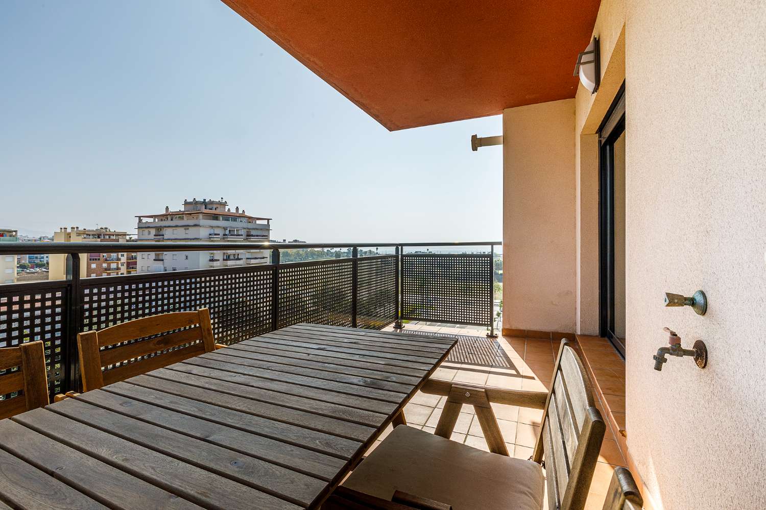 Appartement de deux chambres dans le nouveau quartier de Torre del Mar, avec parking, wifi et piscine communautaire