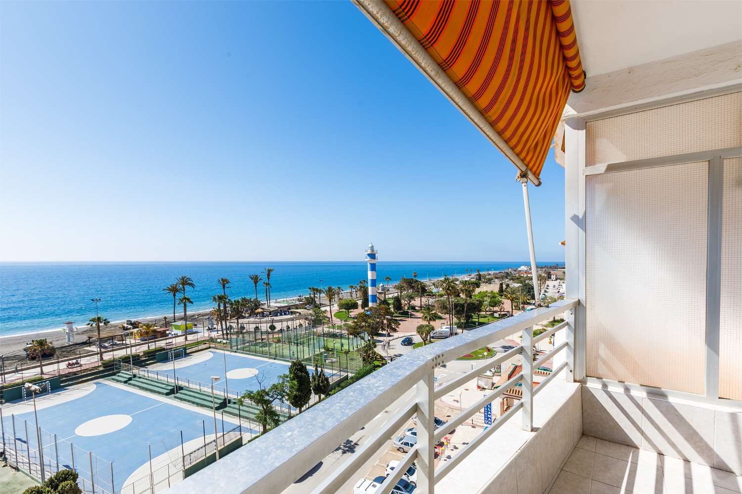 Apartment am Strand mit herrlichem Meerblick