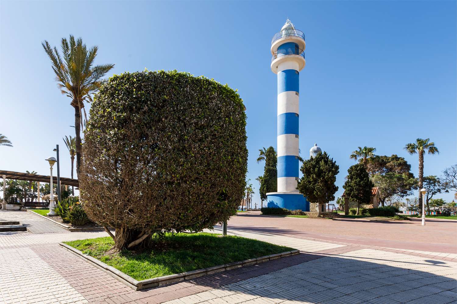 Pieni huoneisto loma Poniente-Faro (Torre del Mar)