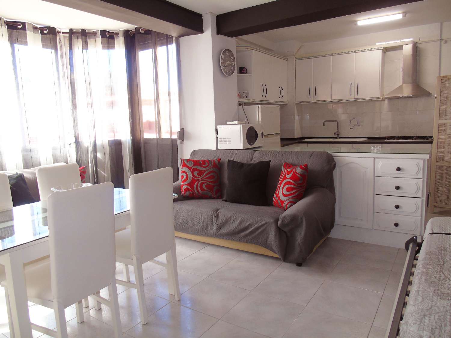 Appartement 1 chambre dans le centre de Torre del Mar, avec piscine commune