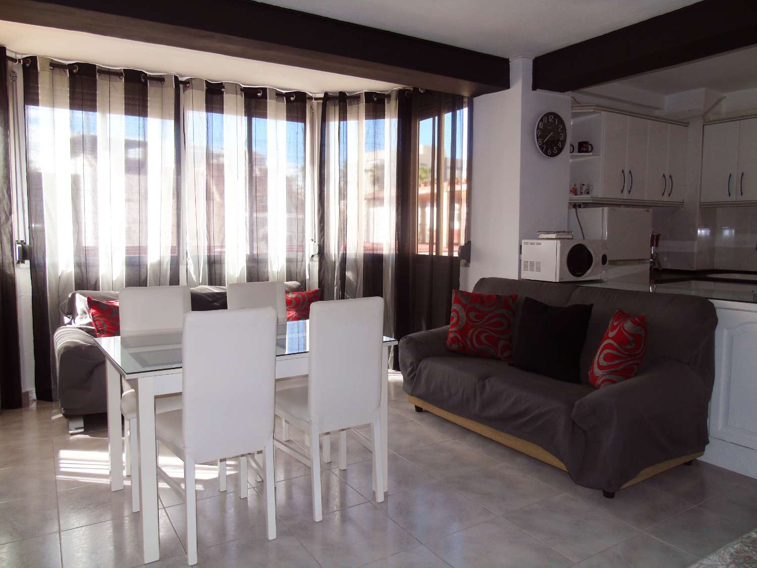 Appartement 1 chambre dans le centre de Torre del Mar, avec piscine commune