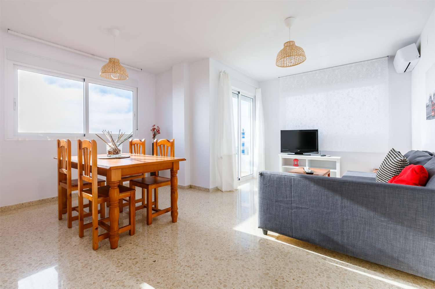 Beachfront apartment, Torre del Mar Lighthouse area