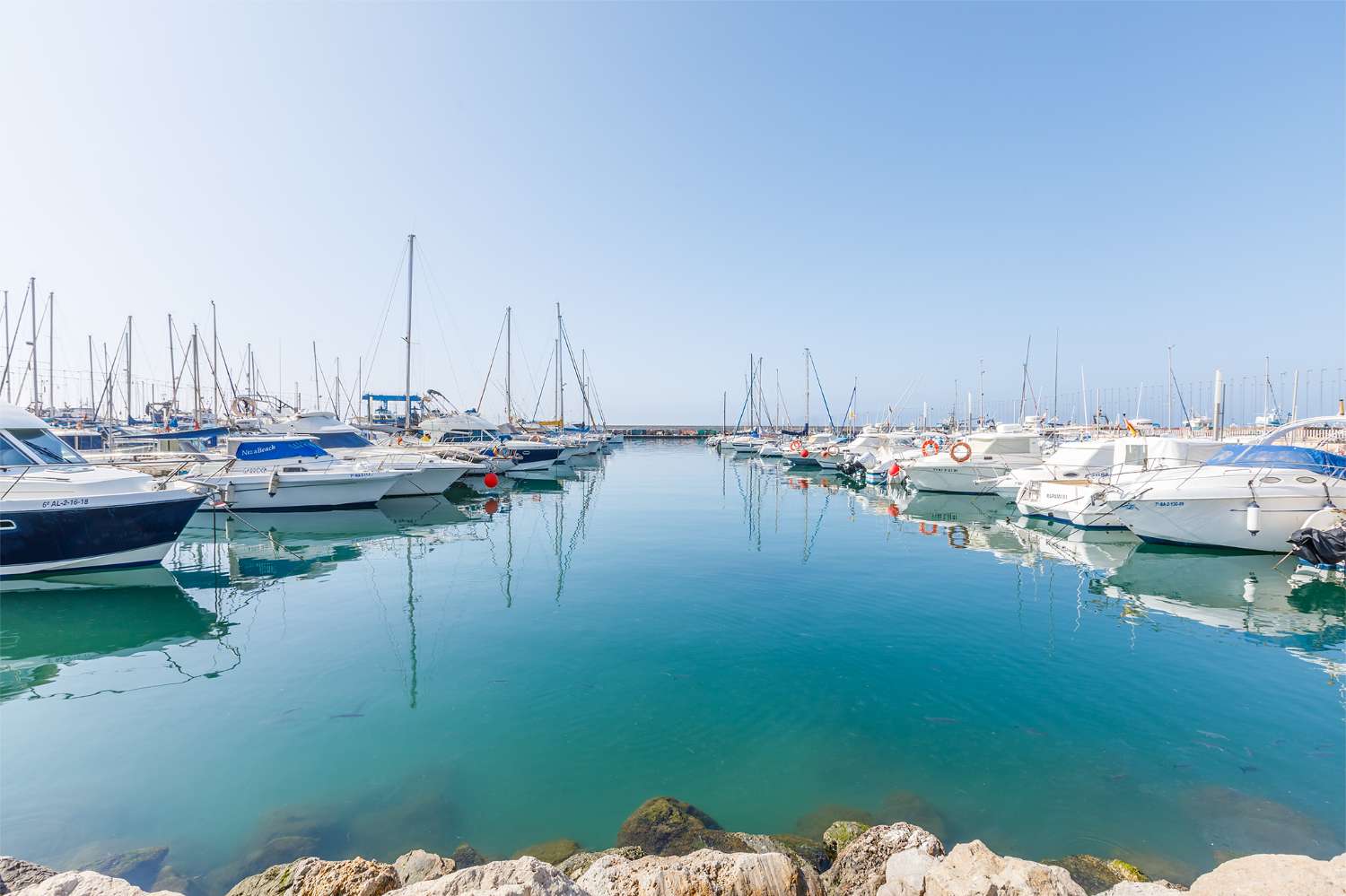 Lägenhet med ett sovrum, första raden i småbåtshamnen i La Caleta