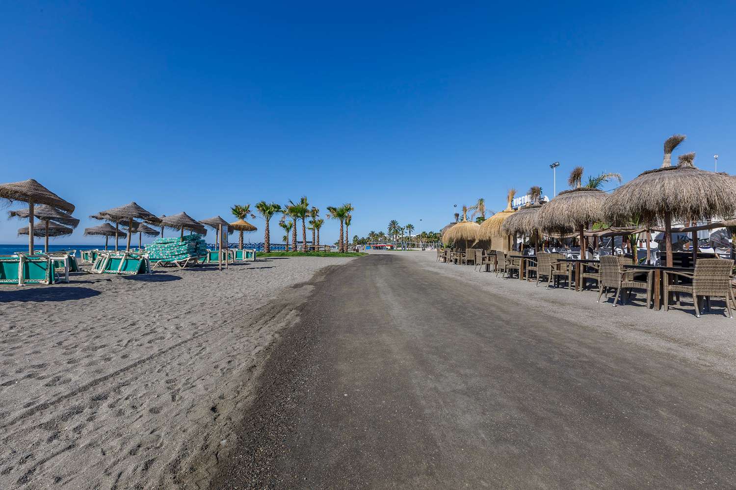 Maison de plage en deuxième ligne, location saisonnière et de vacances