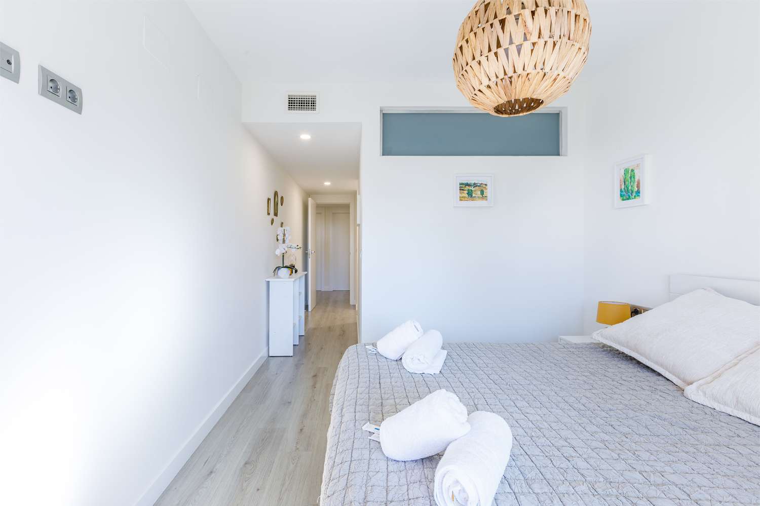 Apartamento tres dormitorios, cerca del mar, para invierno