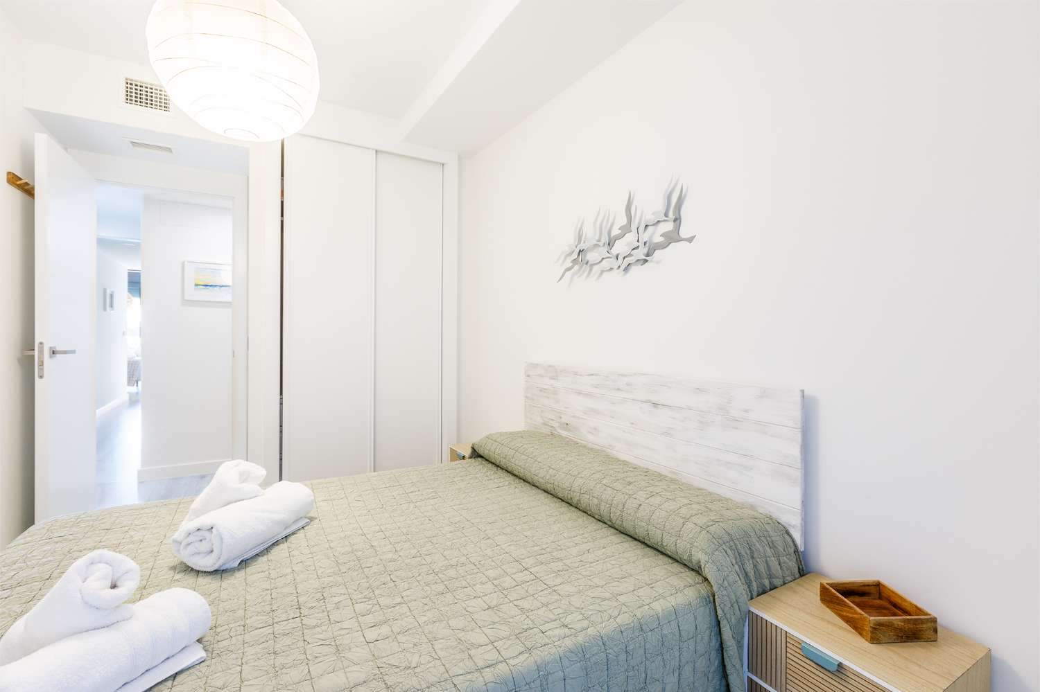 Apartamento tres dormitorios, cerca del mar, para invierno