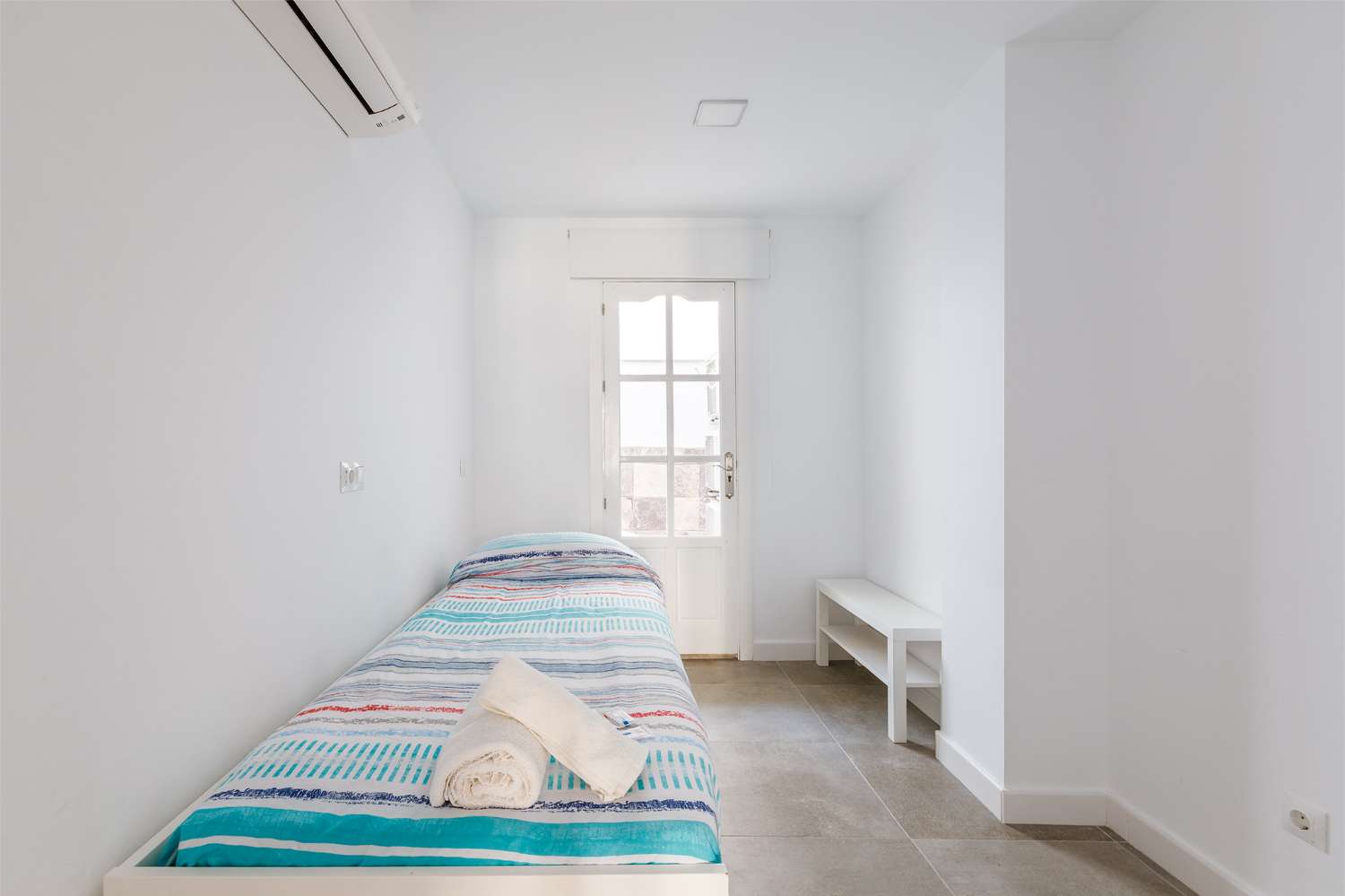 Apartamento dos dormitorios centro de Torre del Mar, disponible para invierno
