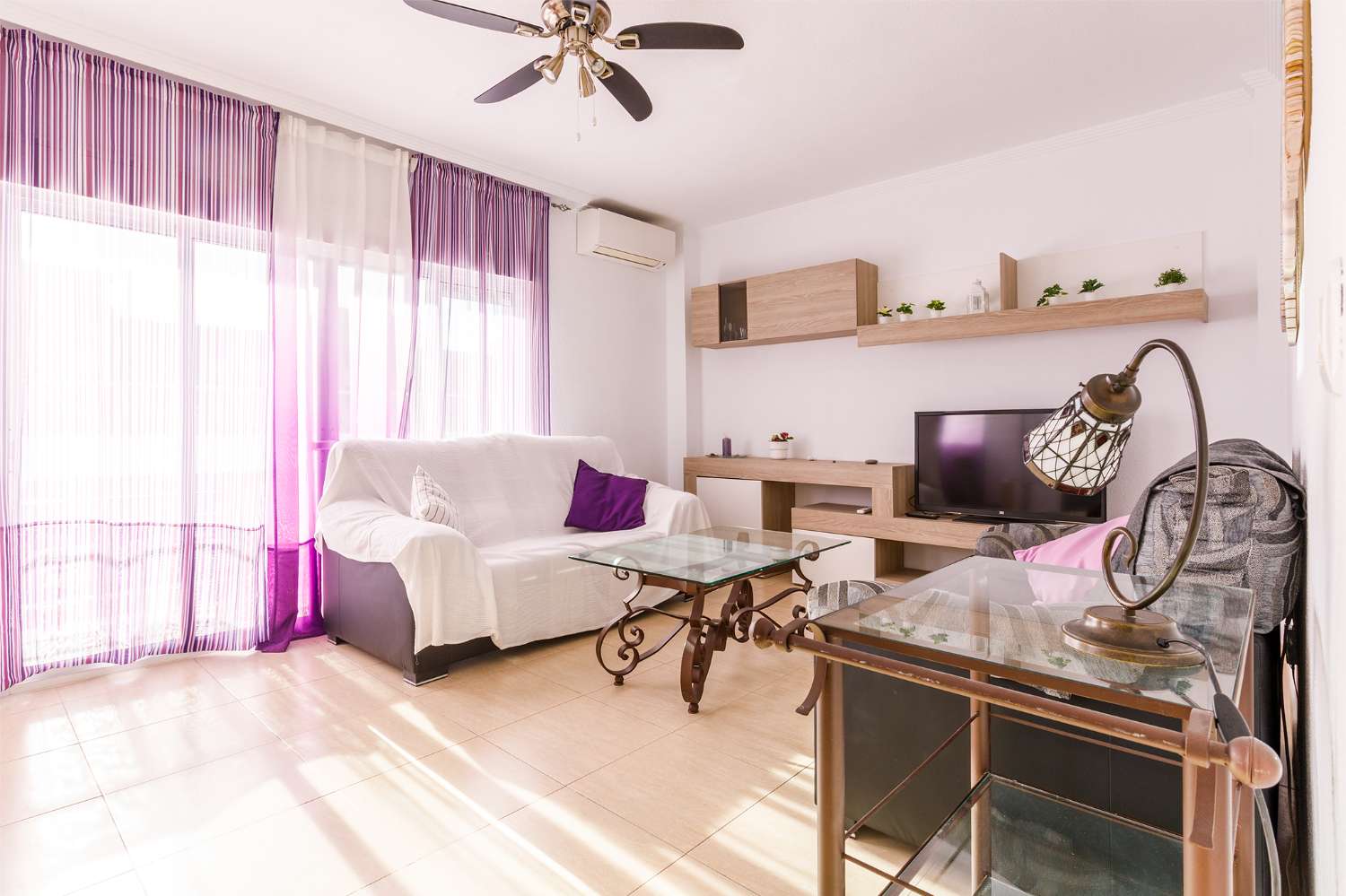 Appartement avec deux chambres, deux salles de bain au centre de Torre del Mar, disponible en hiver