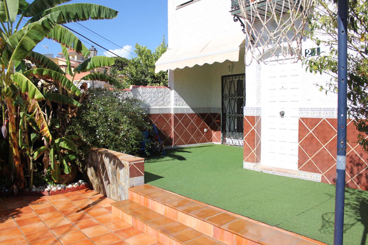 Magnificent Townhouse in Caleta for winter rental