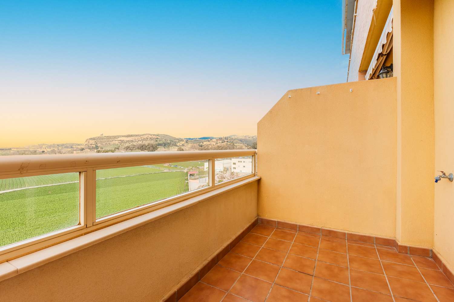 Three bedroom apartment, in residential with pool. Very good views. Available for winter