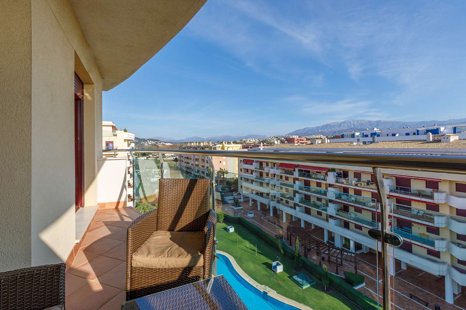 Apartment mit zwei Schlafzimmern Torre del Mar, neuer Bereich, Klimaanlage und Pool