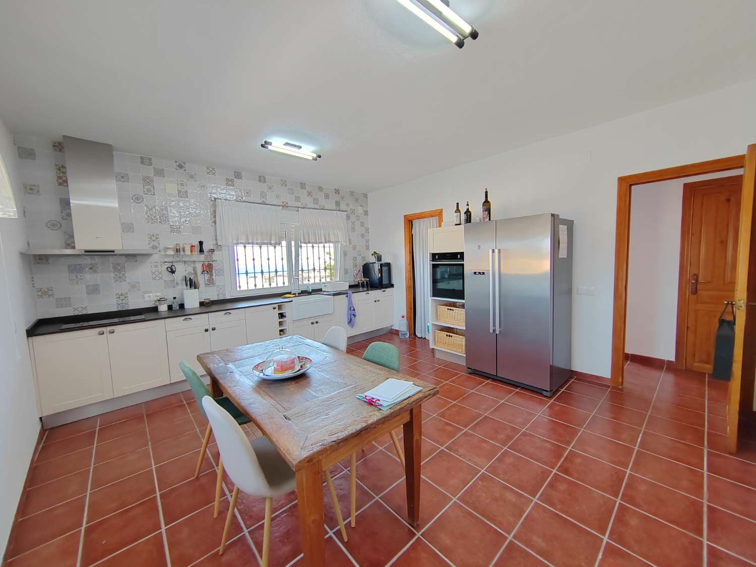 Country Property for sale in Almayate