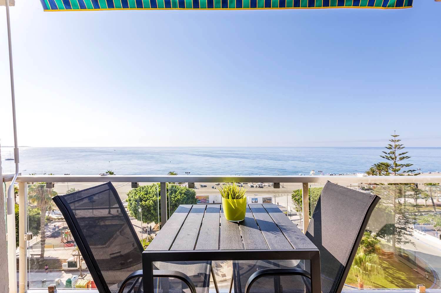 Apartamento Frente al Mar con Vistas Panorámicas