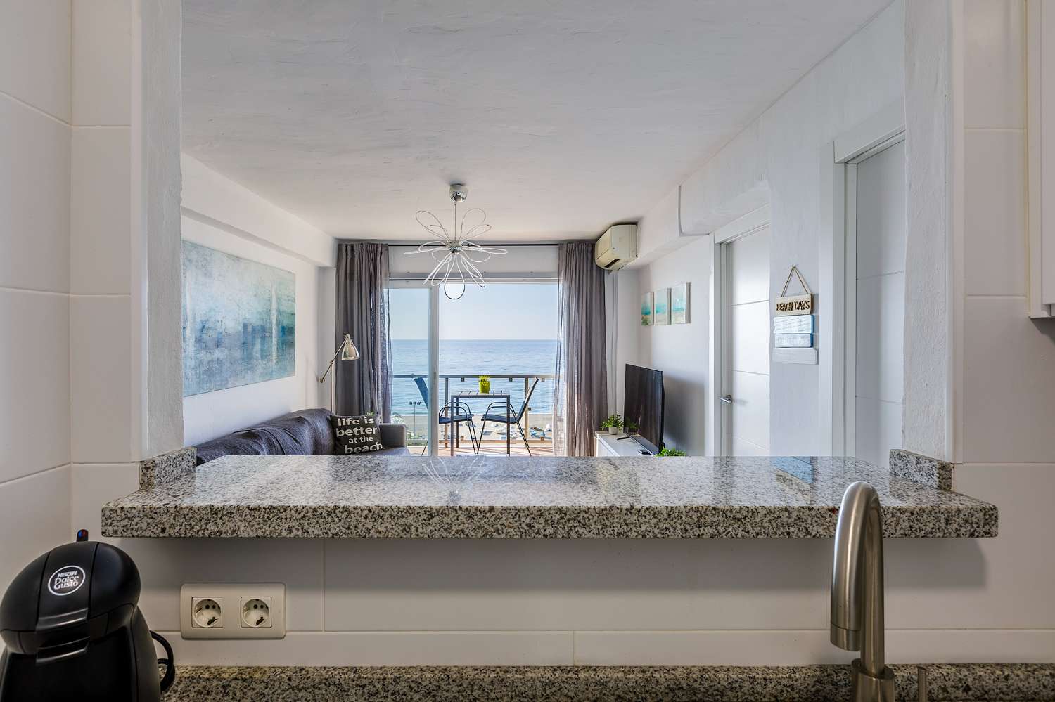 Apartamento Frente al Mar con Vistas Panorámicas