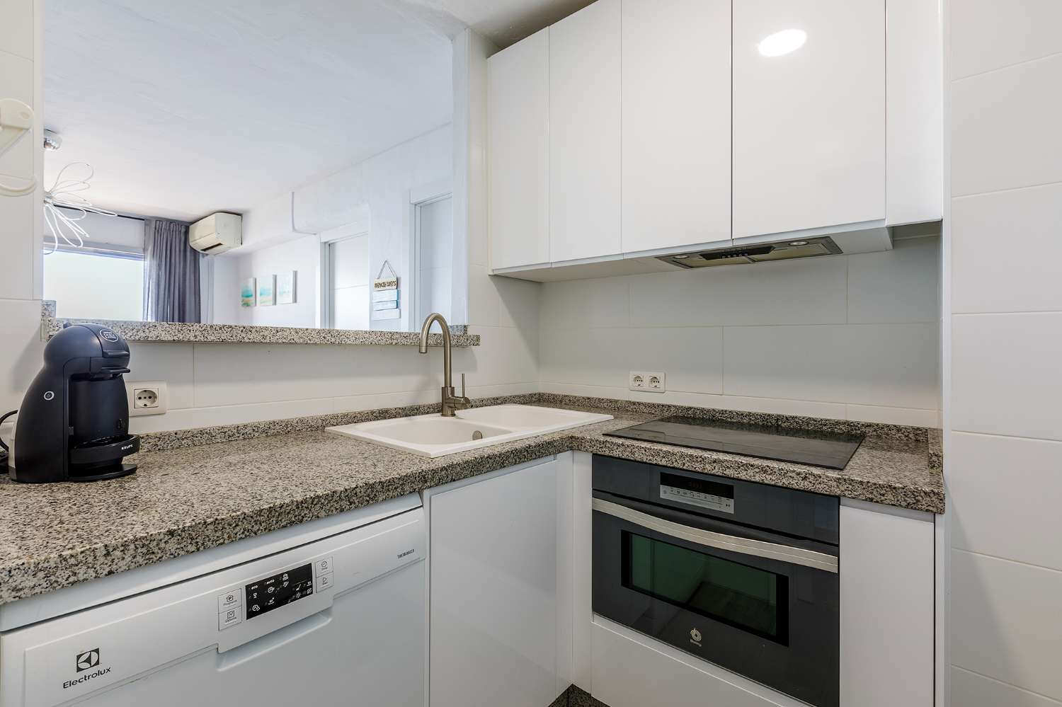 Apartamento Frente al Mar con Vistas Panorámicas