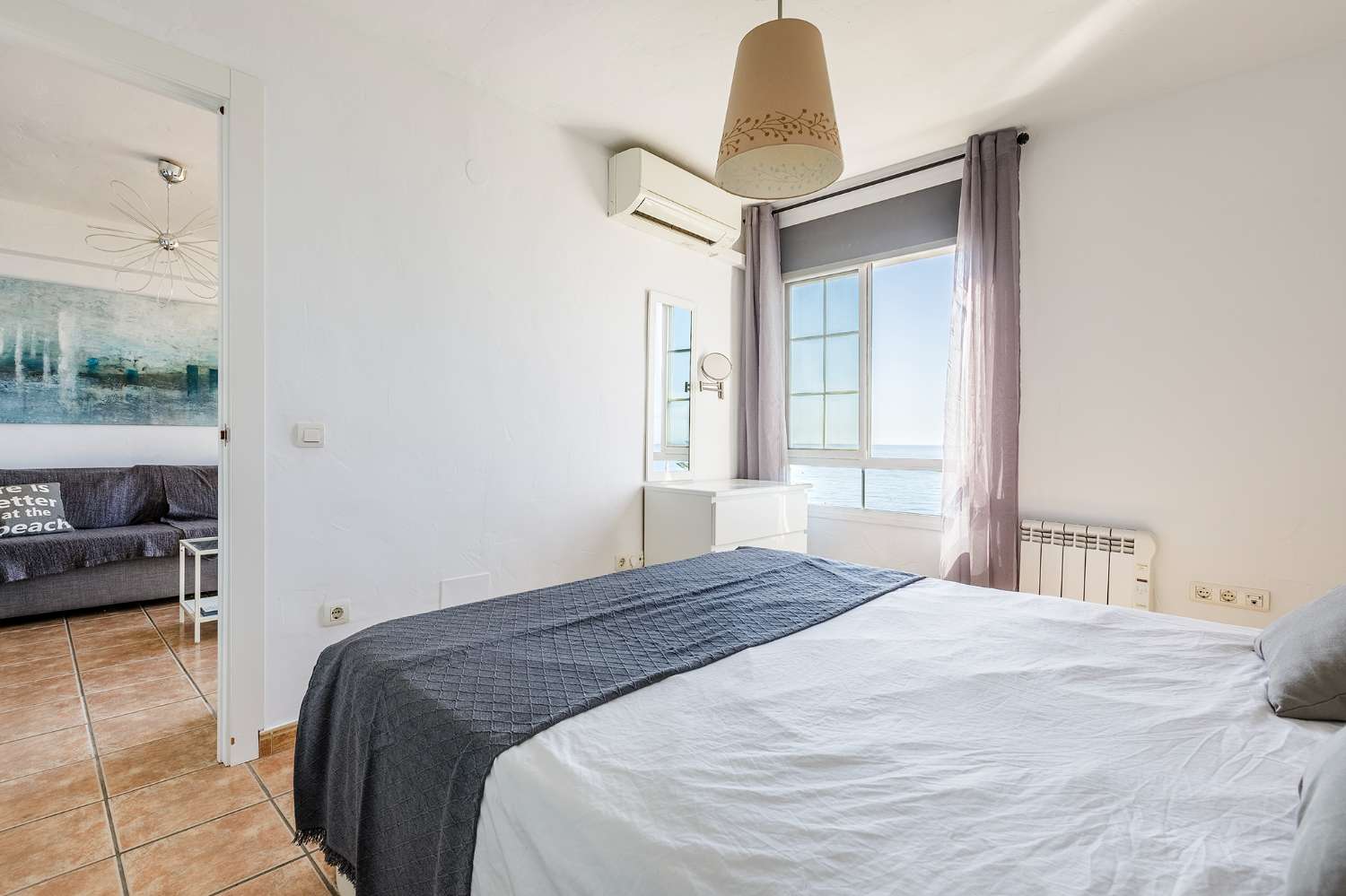 Apartamento Frente al Mar con Vistas Panorámicas