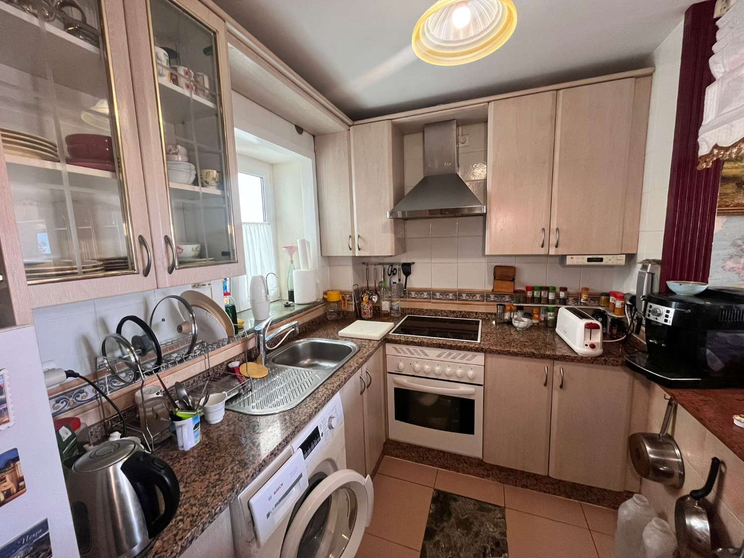 Apartamento con terraza soleada y vistas al mar a pocos pasos de la playa Torrecilla – Nerja