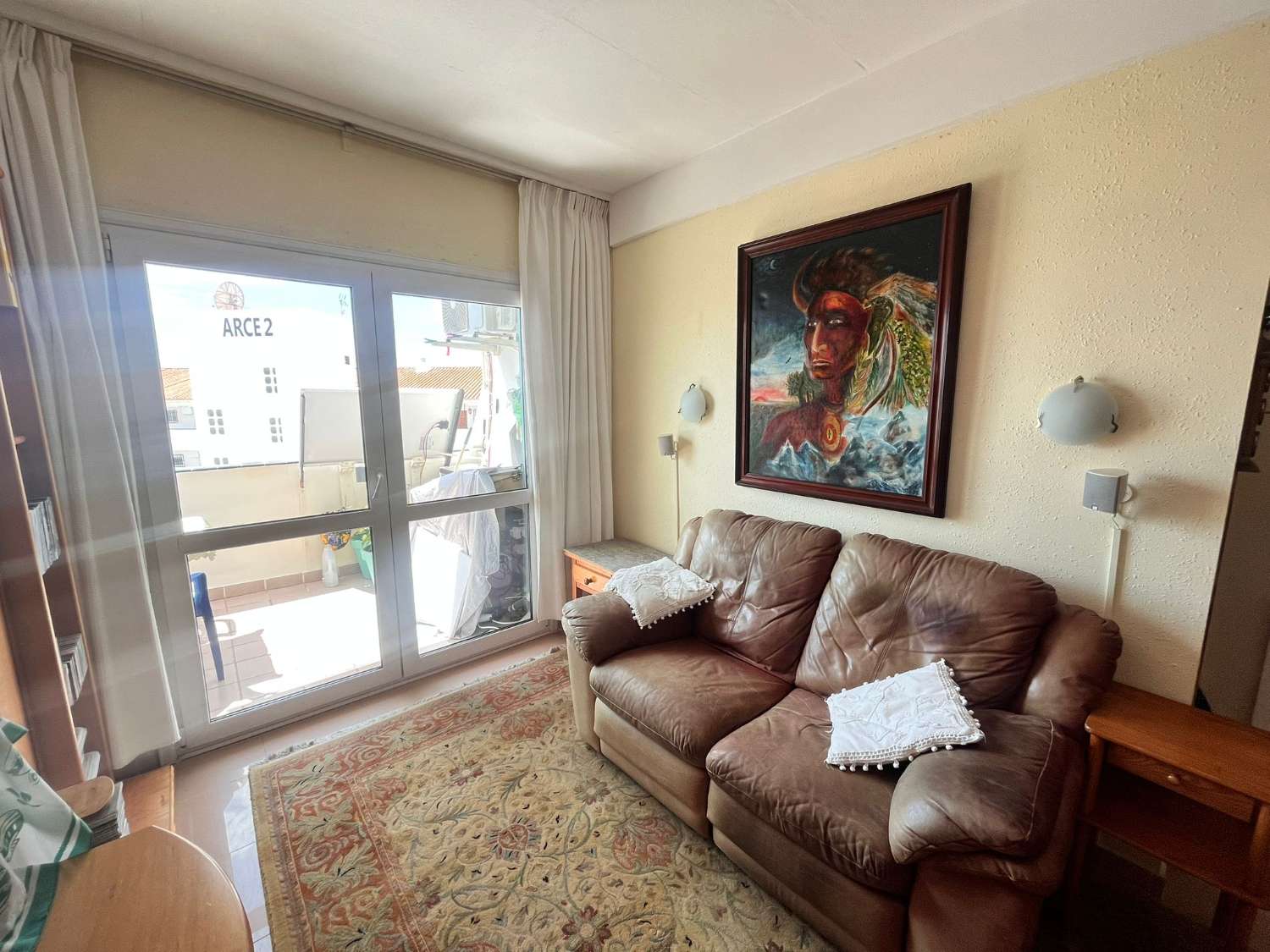 Apartamento con terraza soleada y vistas al mar a pocos pasos de la playa Torrecilla – Nerja
