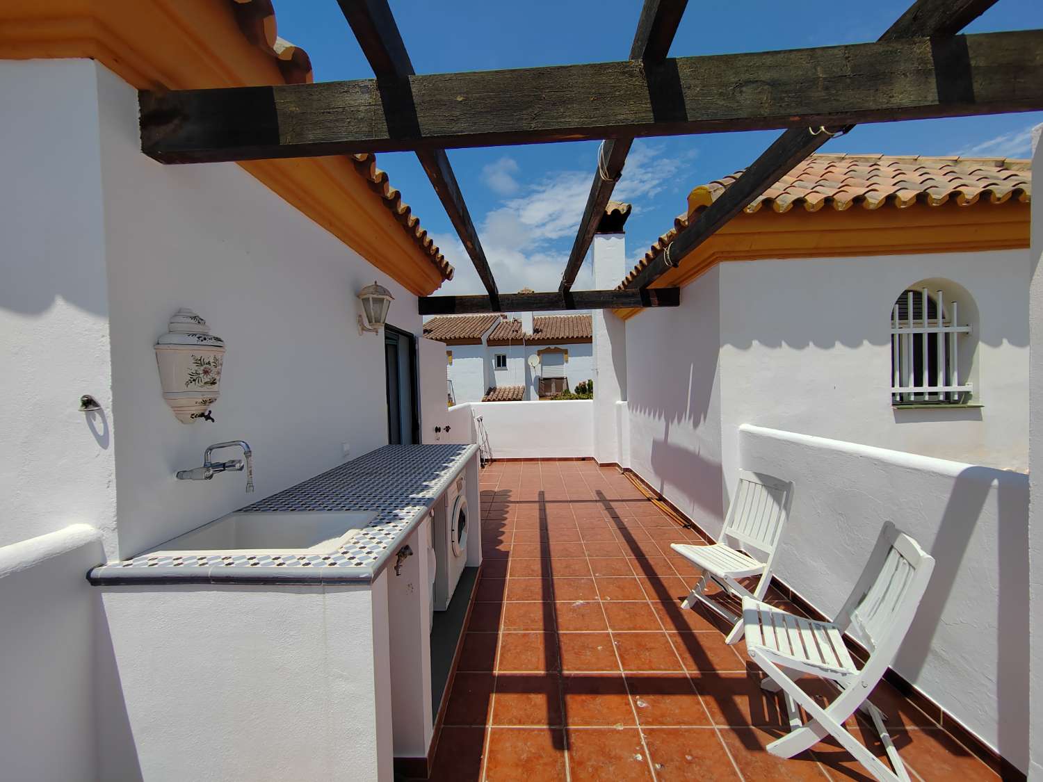 Vivienda en Viña Málaga, Torre del Mar – Vistas Espectaculares y Excelente Ubicación