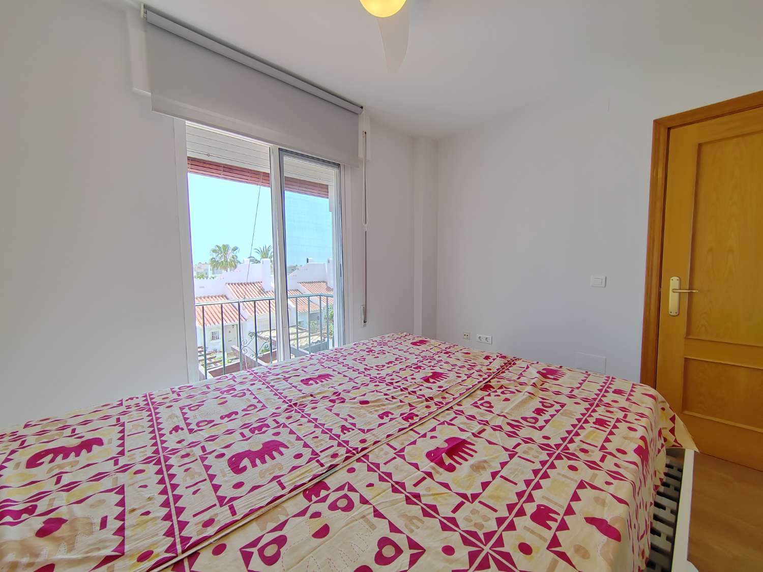 Vivienda en Viña Málaga, Torre del Mar – Vistas Espectaculares y Excelente Ubicación