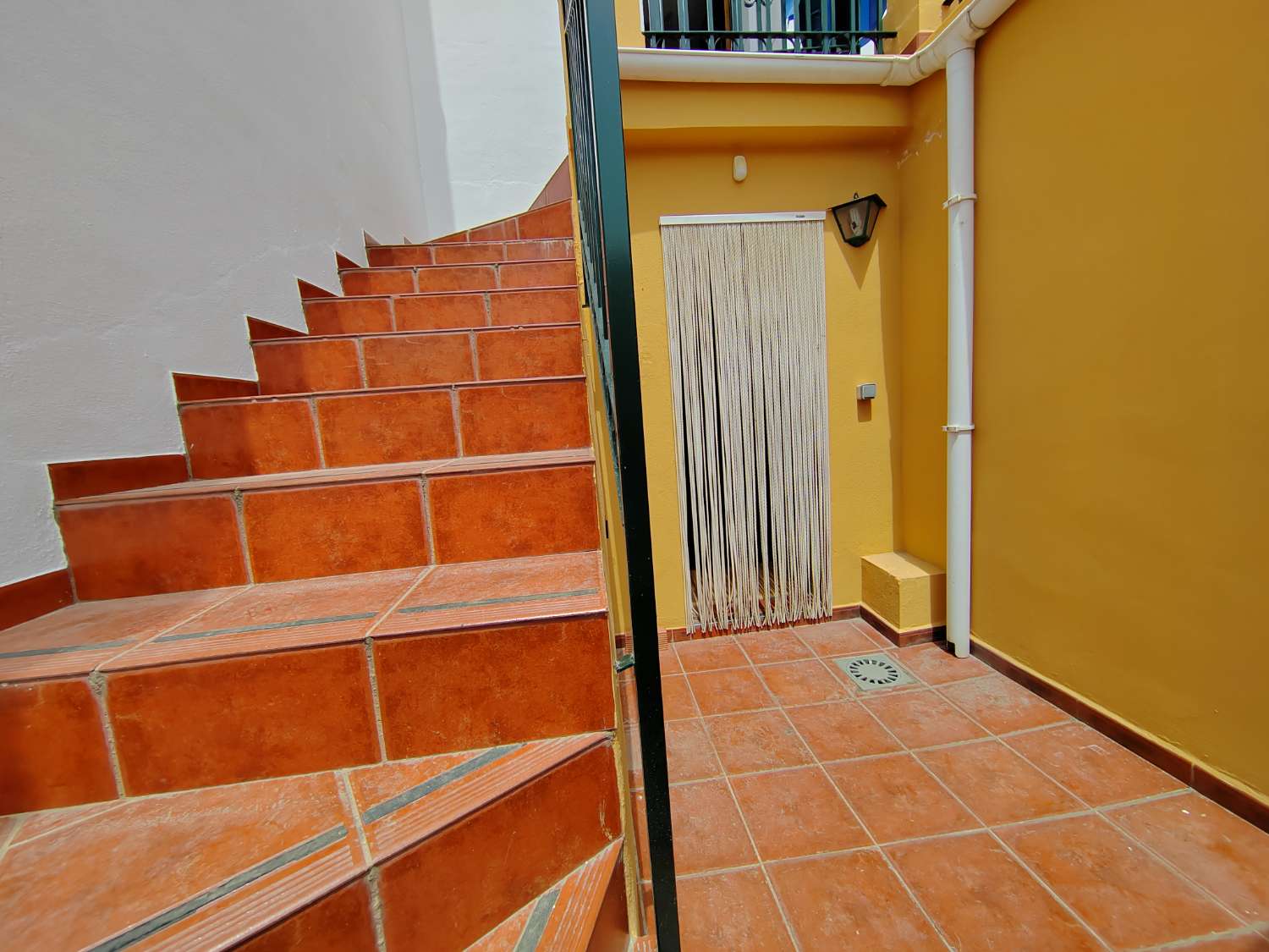 Vivienda en Viña Málaga, Torre del Mar – Vistas Espectaculares y Excelente Ubicación