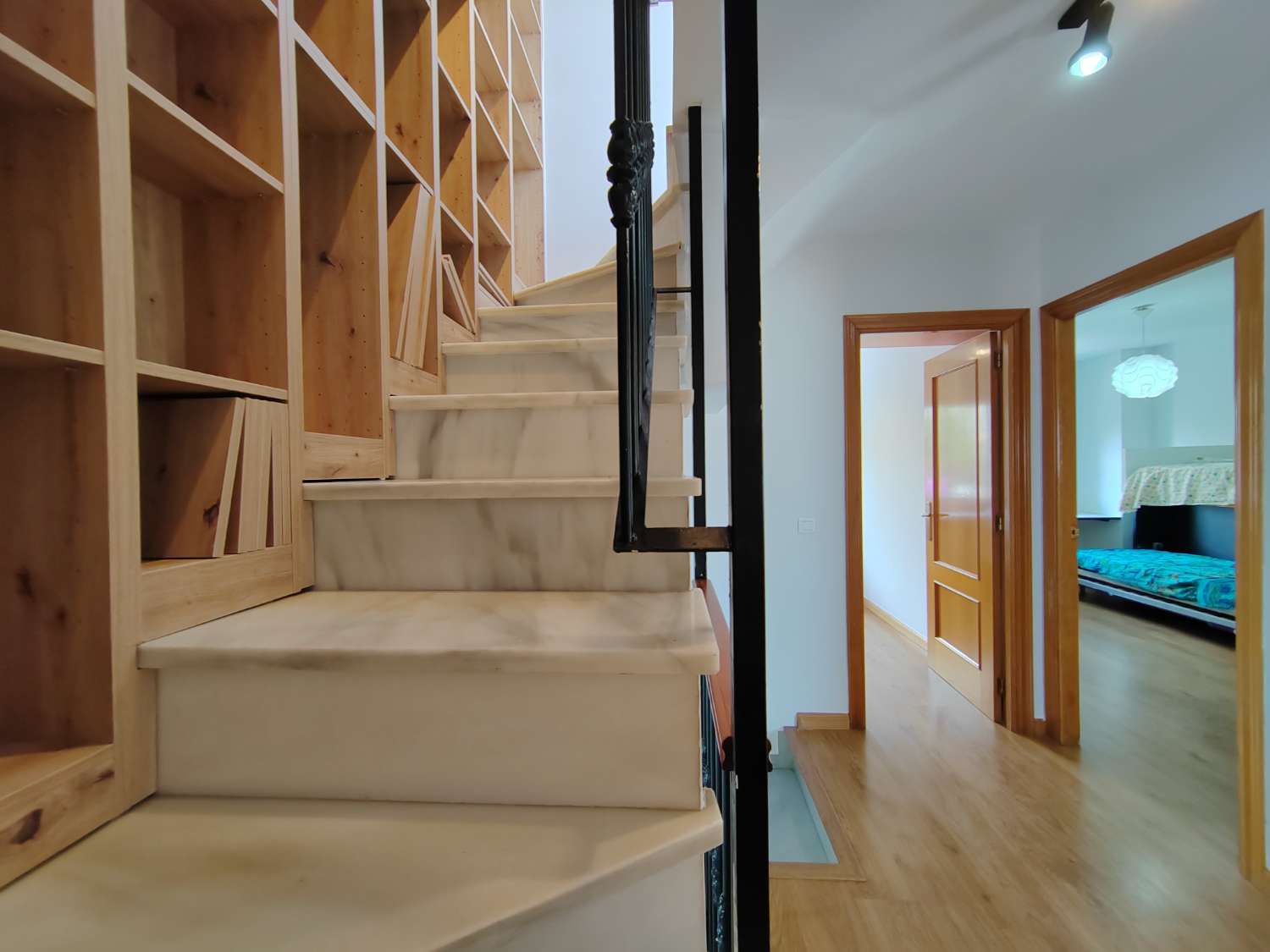 Vivienda en Viña Málaga, Torre del Mar – Vistas Espectaculares y Excelente Ubicación