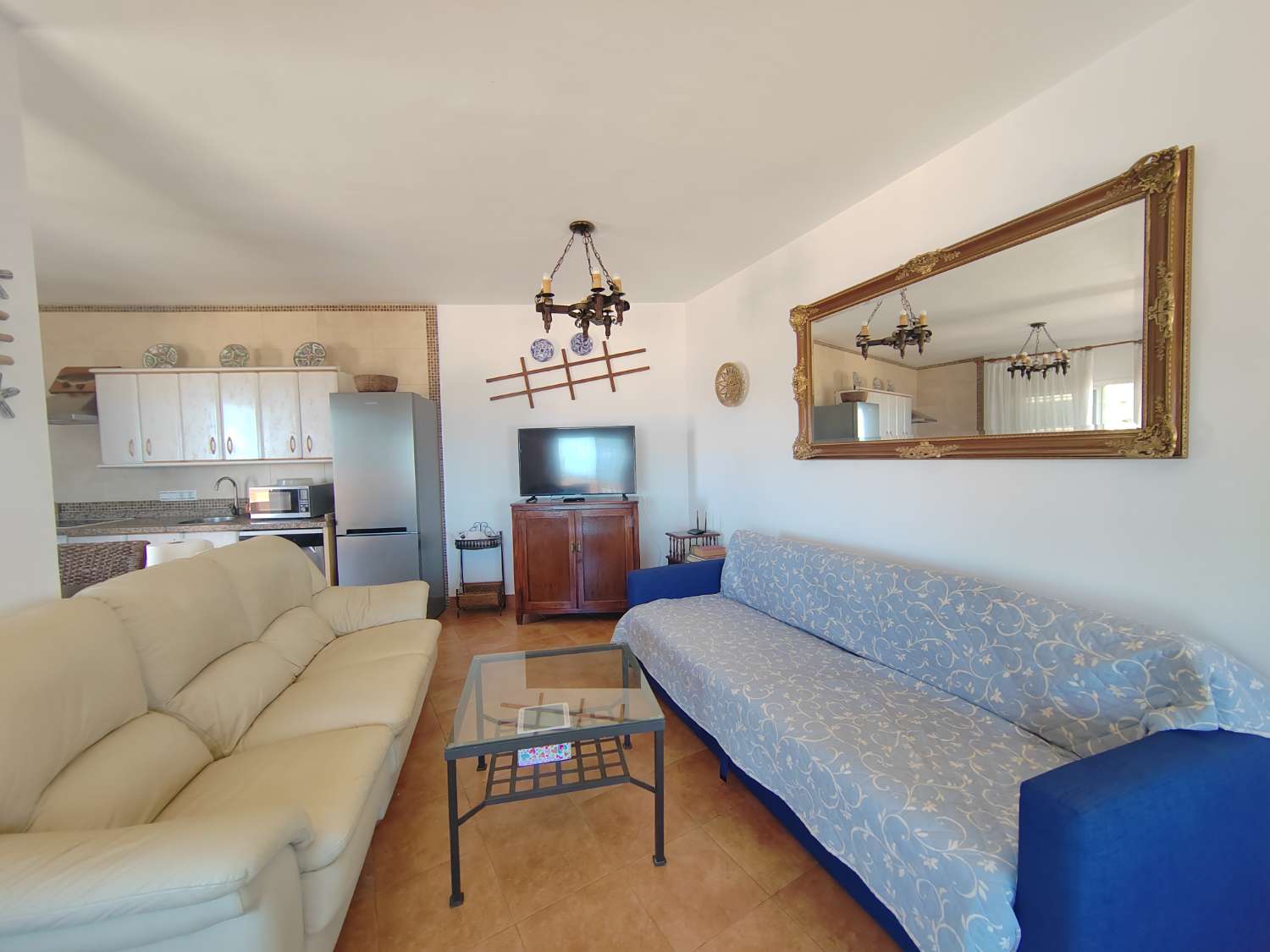 Maison de campagne avec vue sur mer et piscine, à 10 min de la plage