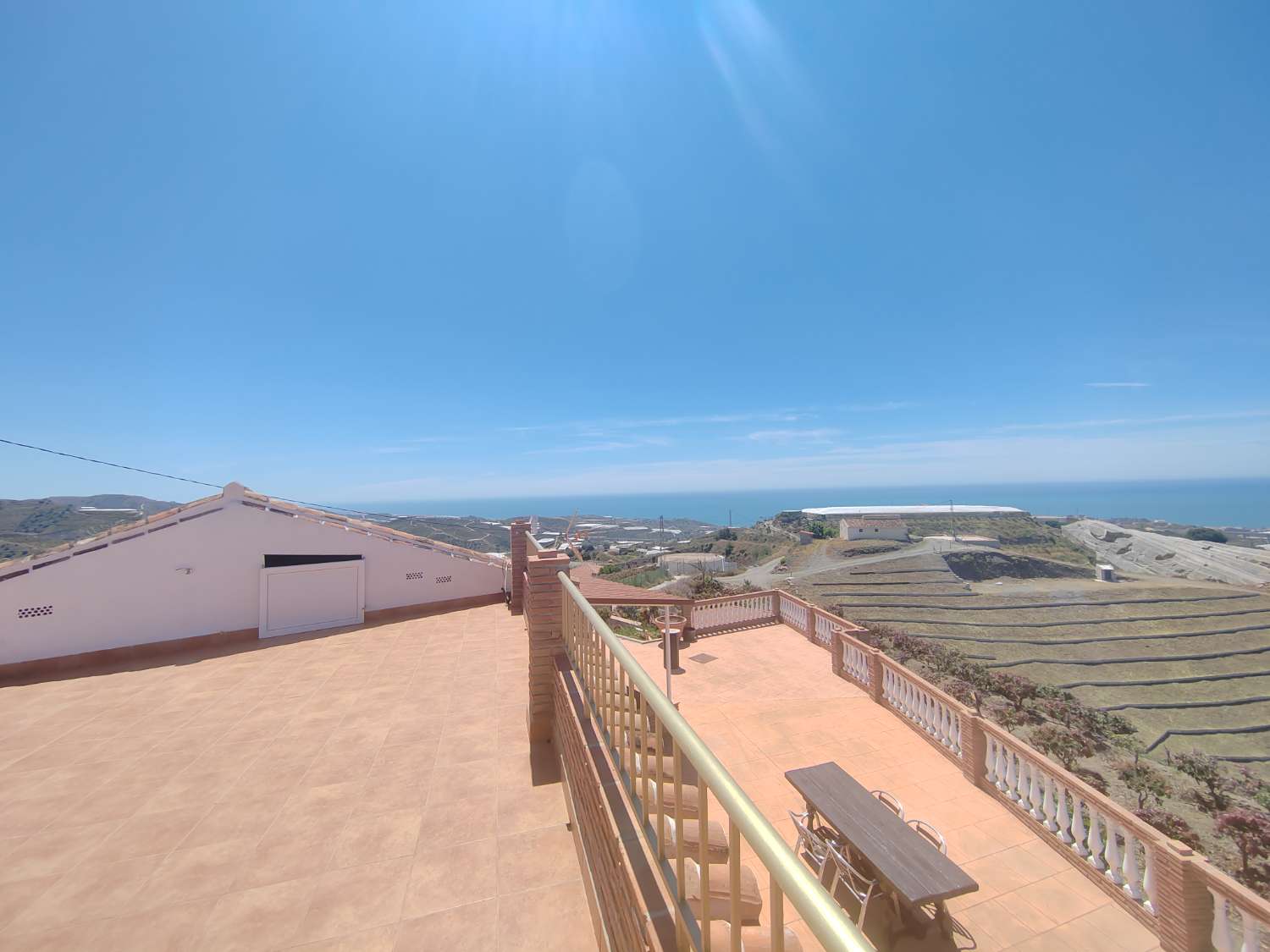 Maison de campagne avec vue sur mer et piscine, à 10 min de la plage