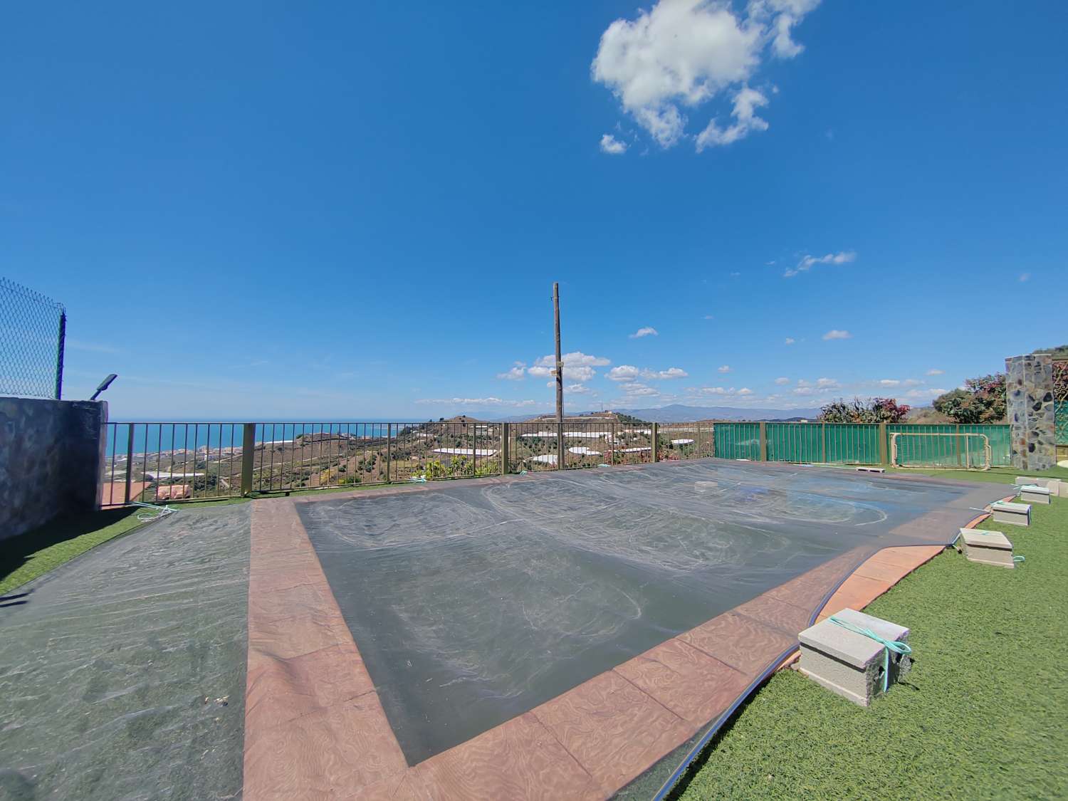 Maison de campagne avec vue sur mer et piscine, à 10 min de la plage