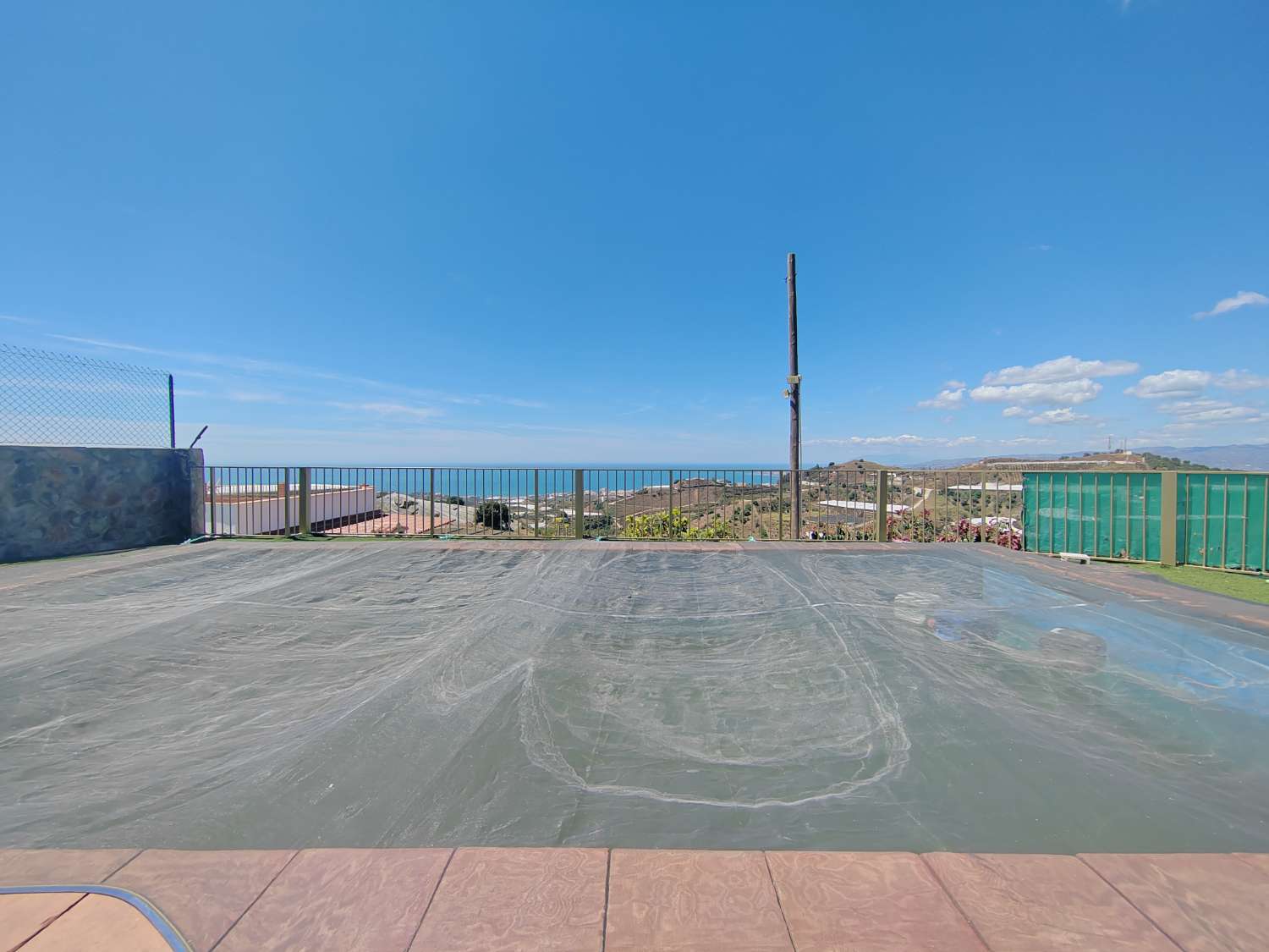 Maison de campagne avec vue sur mer et piscine, à 10 min de la plage