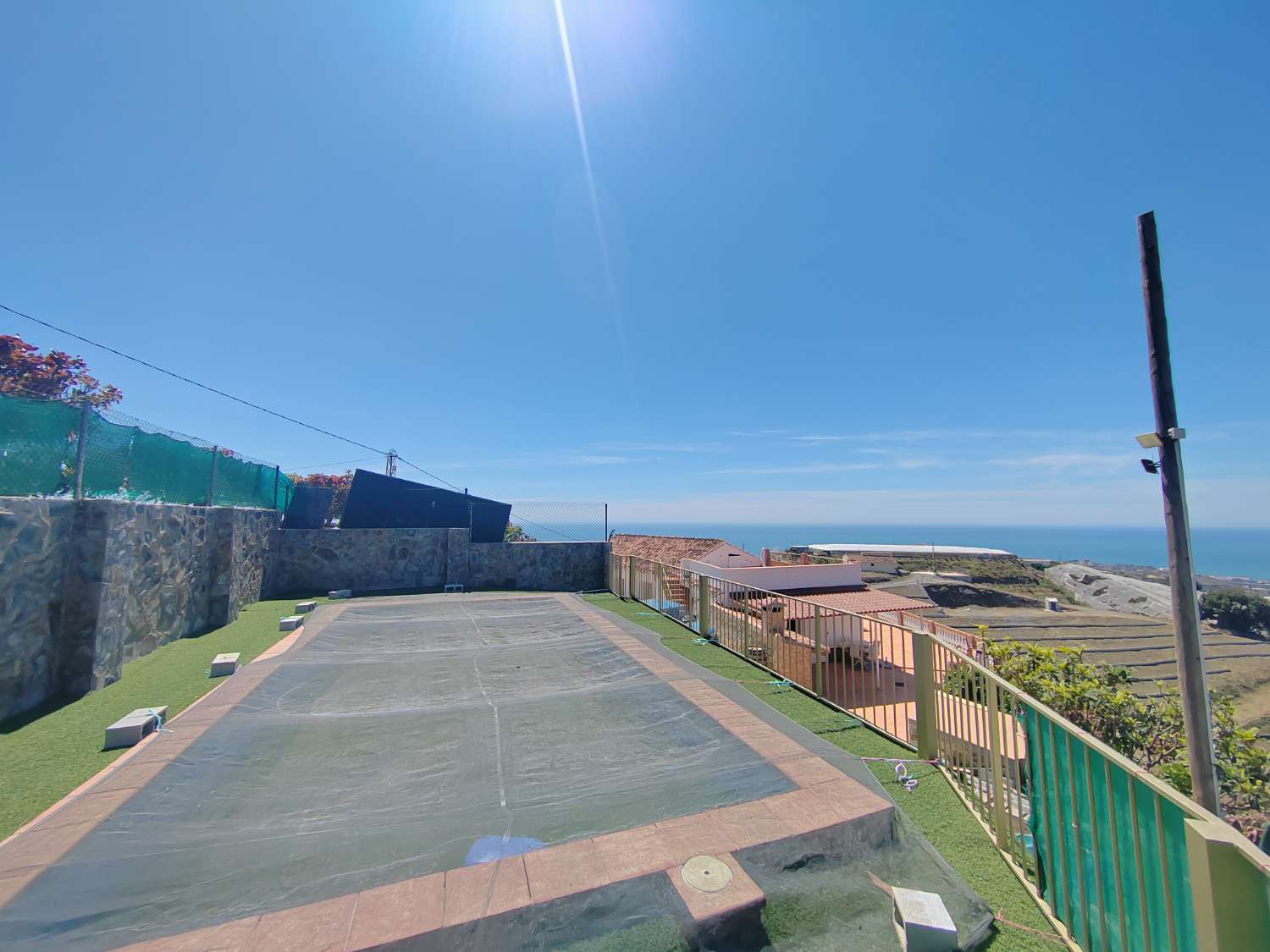 Maison de campagne avec vue sur mer et piscine, à 10 min de la plage