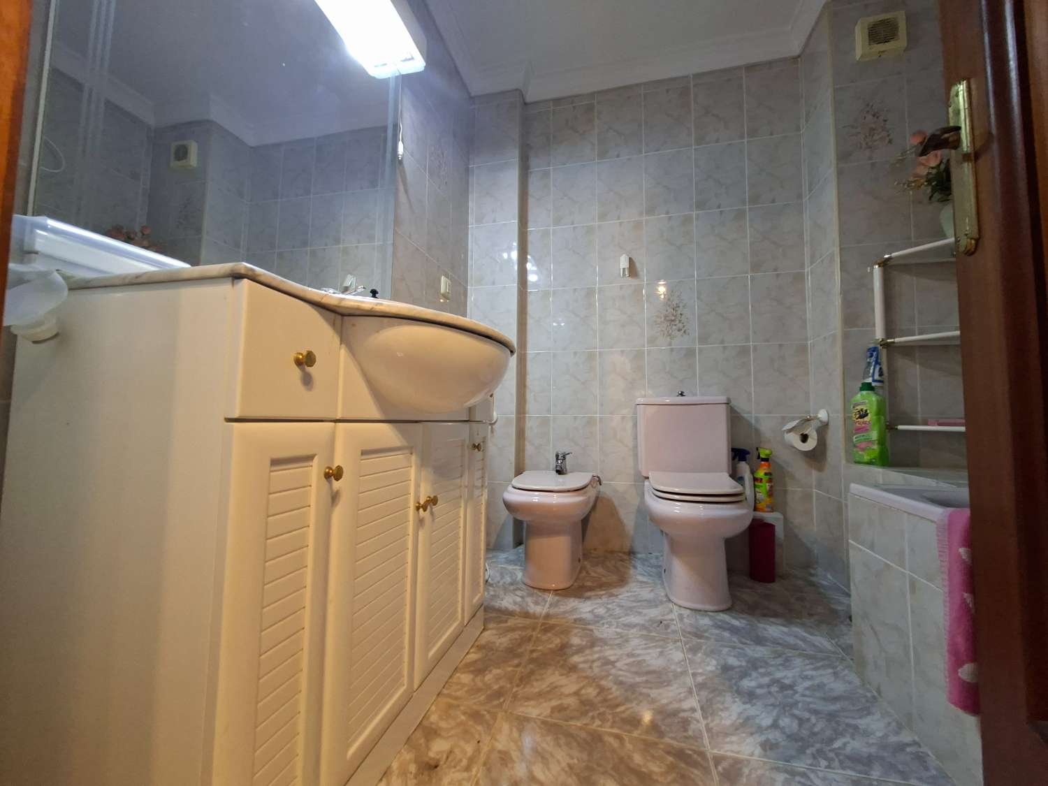 Geräumige 3-Zimmer-Wohnung mit Terrasse