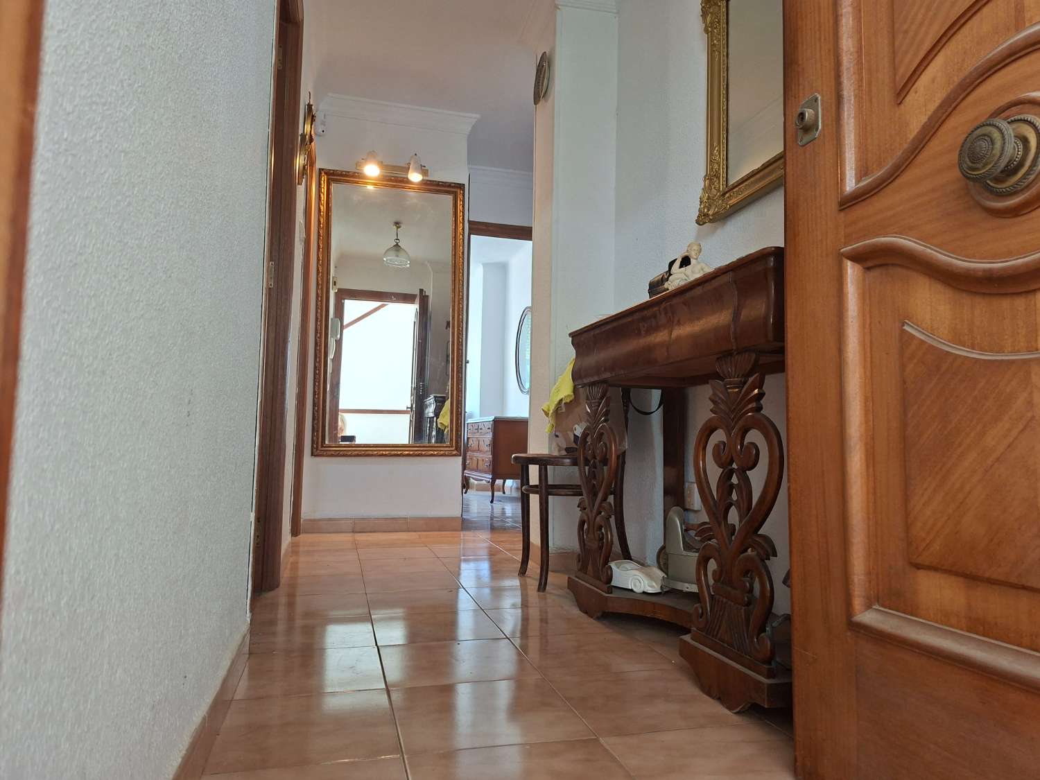 Geräumige 3-Zimmer-Wohnung mit Terrasse