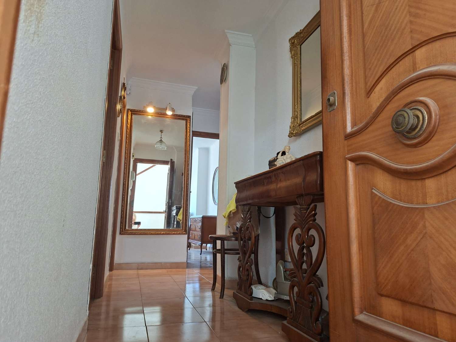 Geräumige 3-Zimmer-Wohnung mit Terrasse