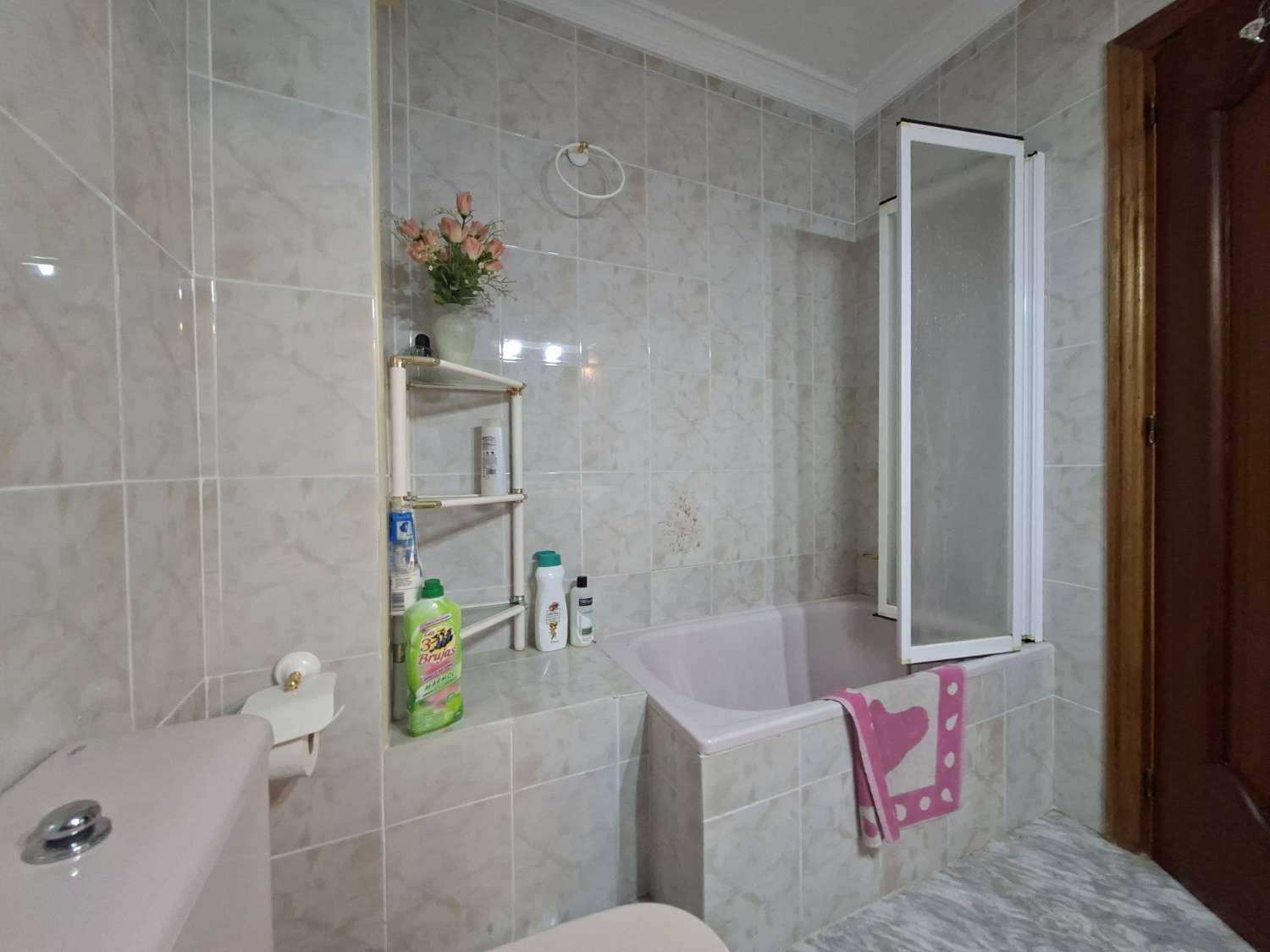 Geräumige 3-Zimmer-Wohnung mit Terrasse