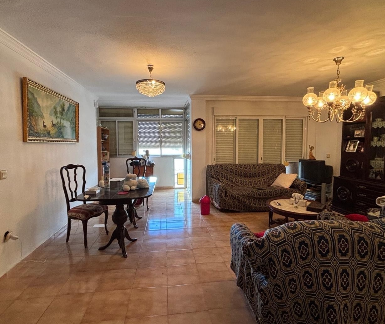 Geräumige 3-Zimmer-Wohnung mit Terrasse