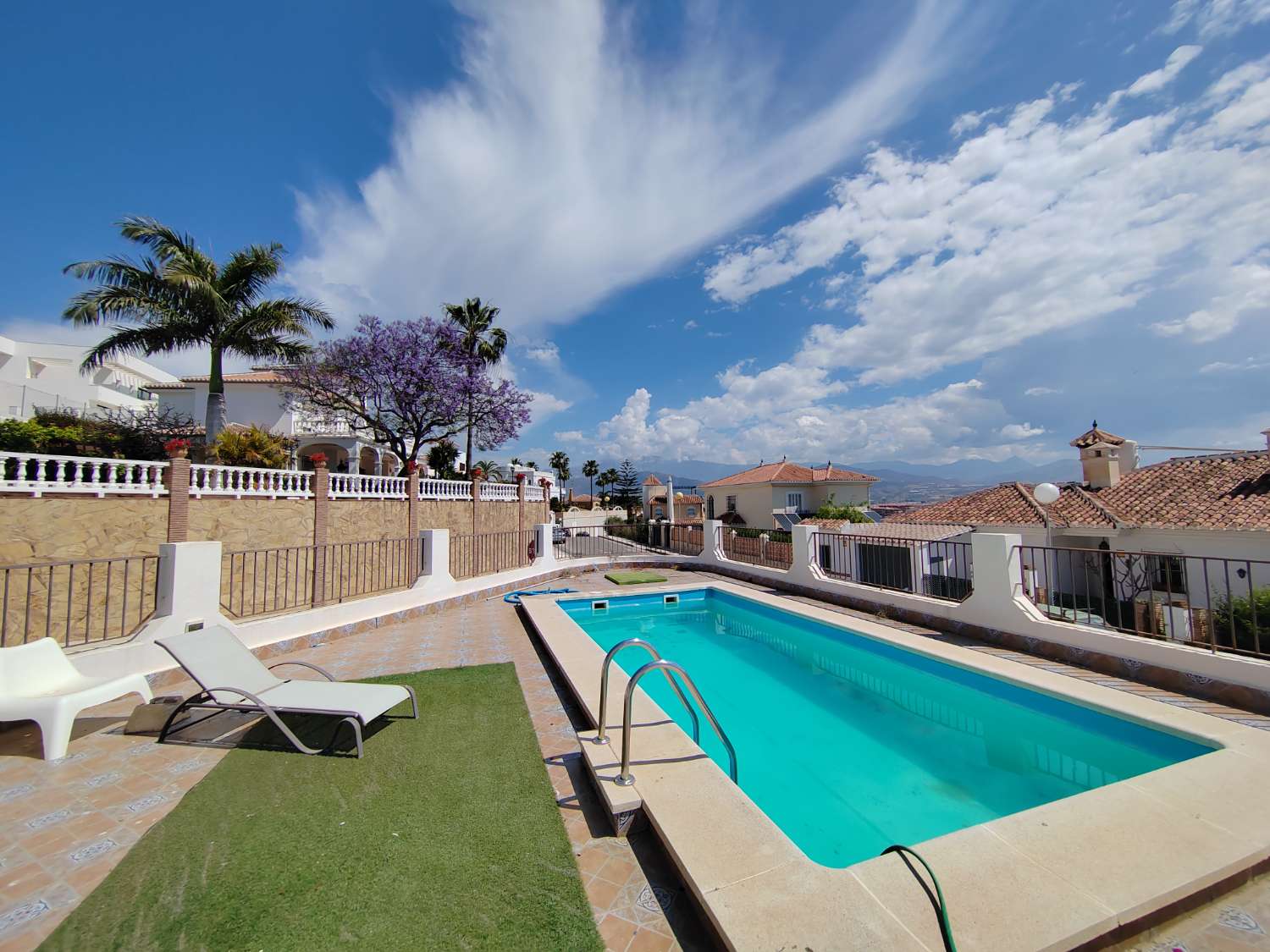 Villa with a privileged location and unique views in Viña Málaga
