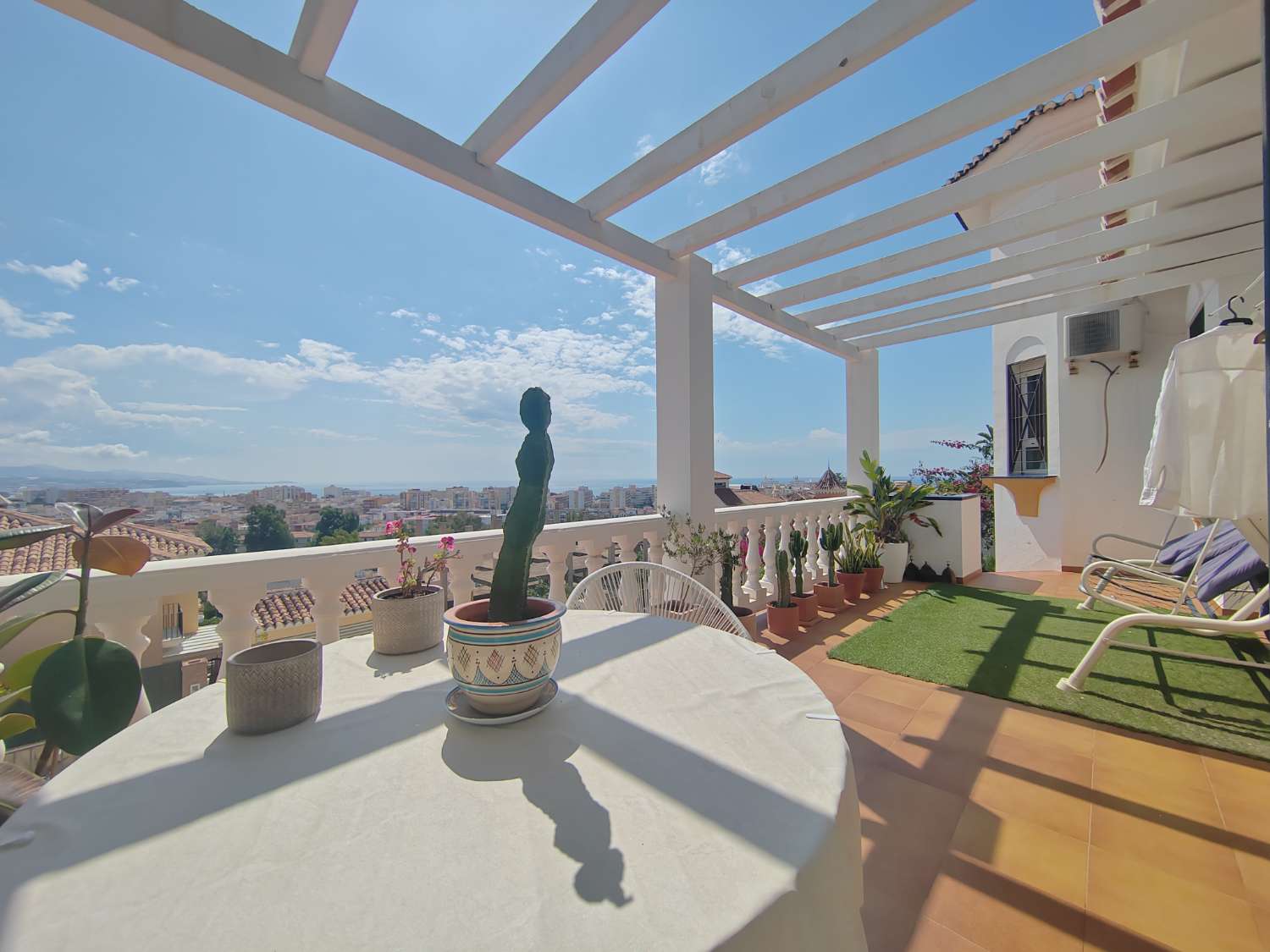 Villa with a privileged location and unique views in Viña Málaga