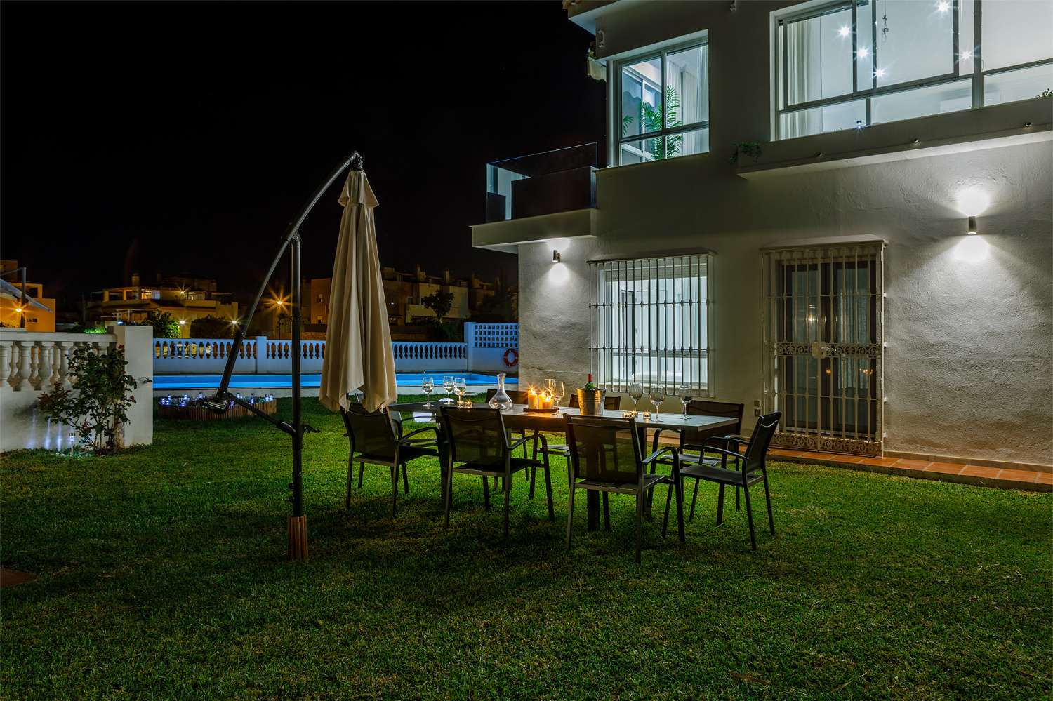 Villa independiente con vistas al mar y licencia turística