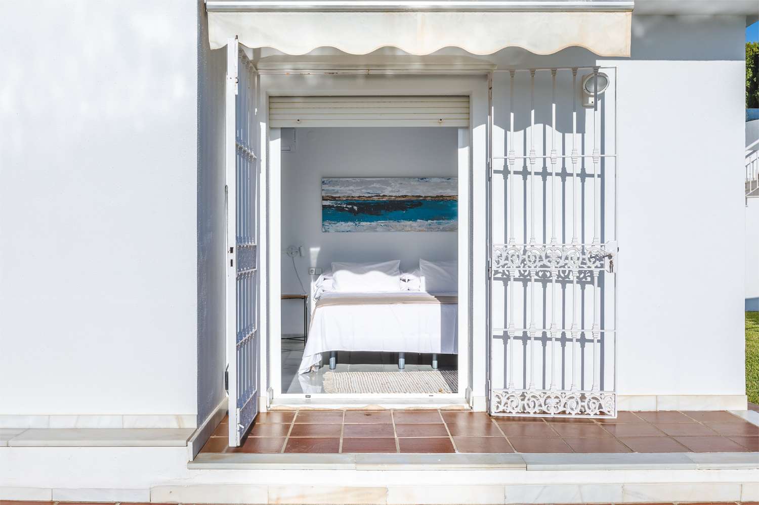 Villa independiente con vistas al mar y licencia turística