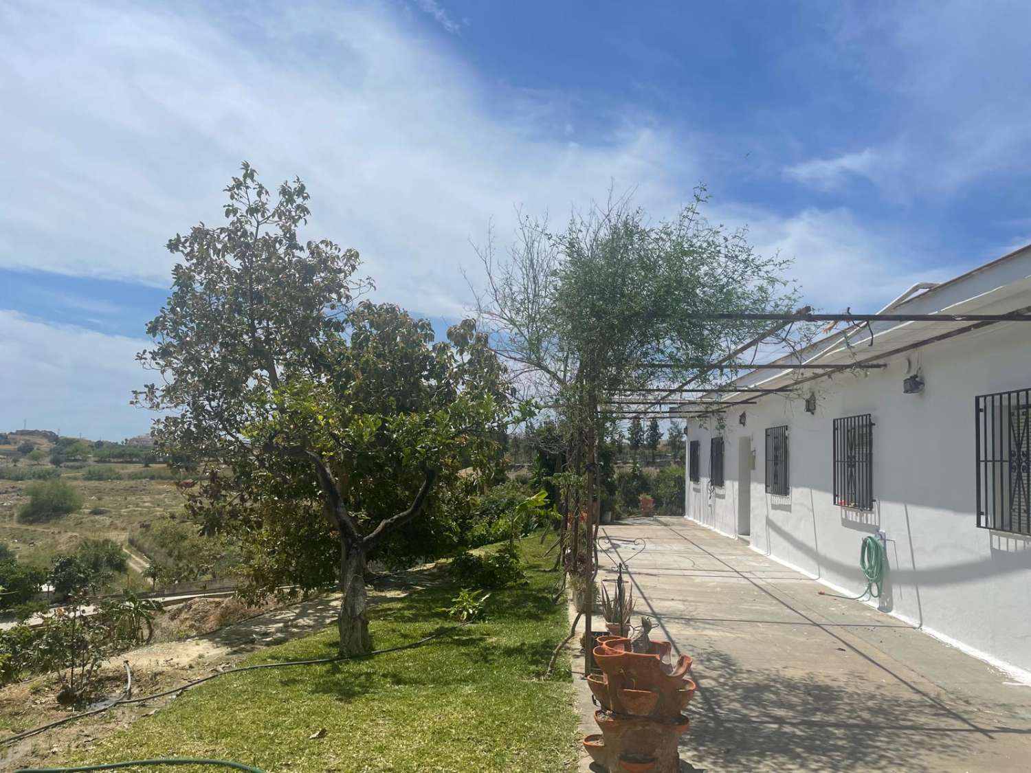 Casa rural con terreno en Velez-Málaga