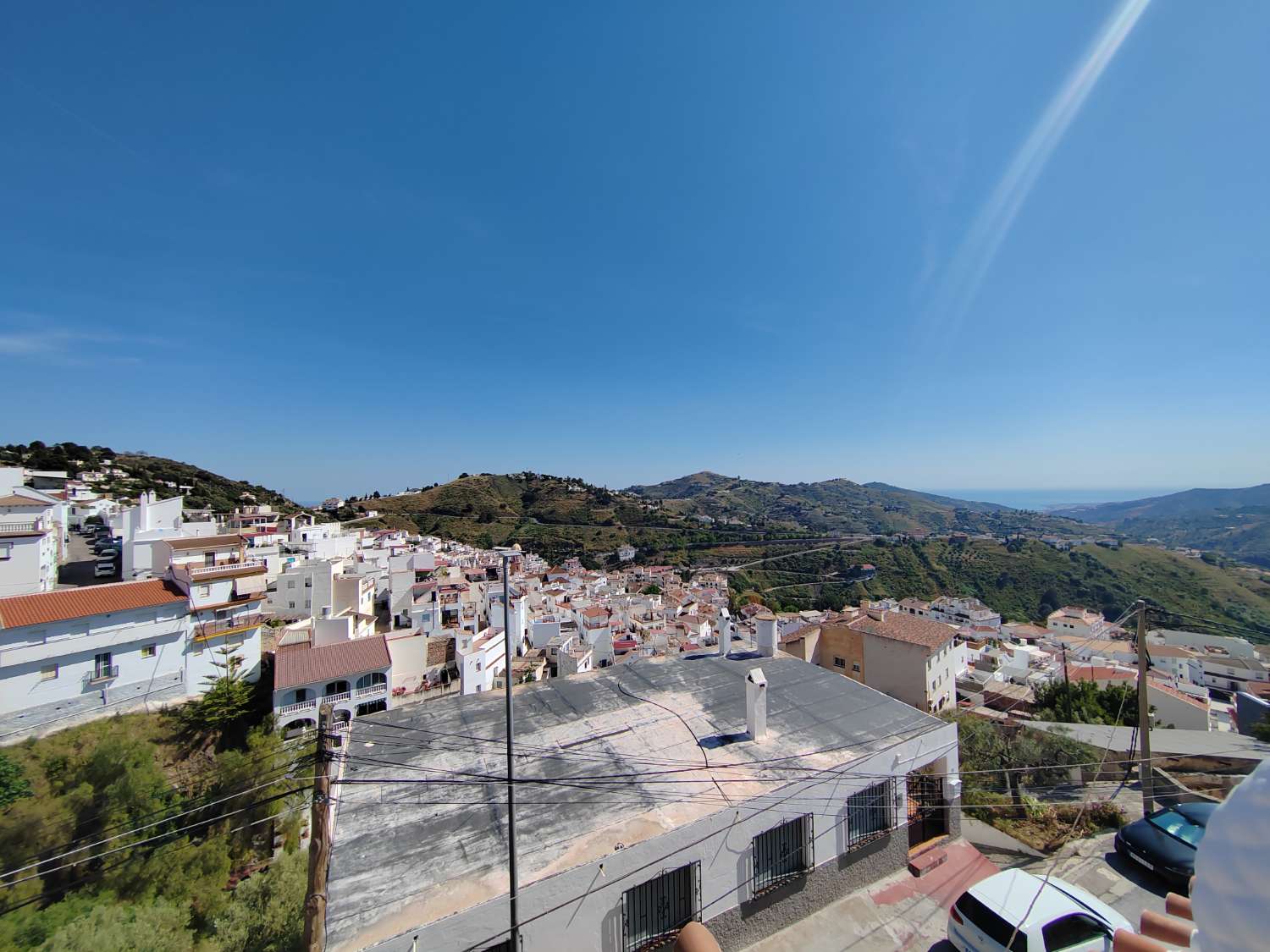 Casa con vistas espectaculares en Competa y apartamento independiente