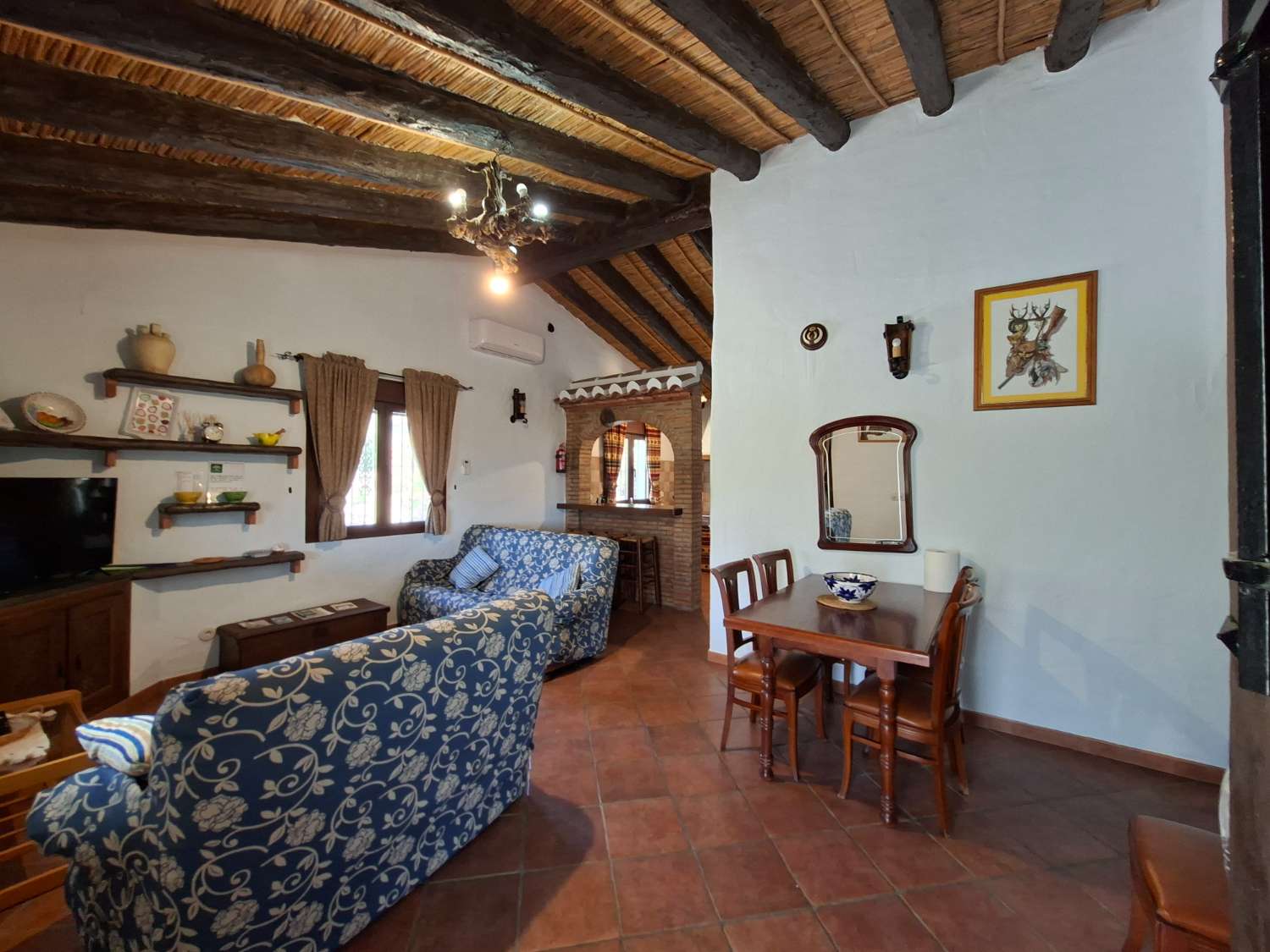 Casa rustica con piscina Cómpeta