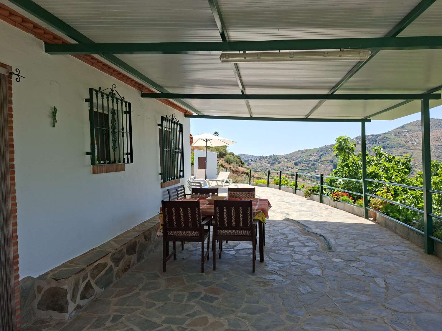 Casa rustica con piscina Cómpeta