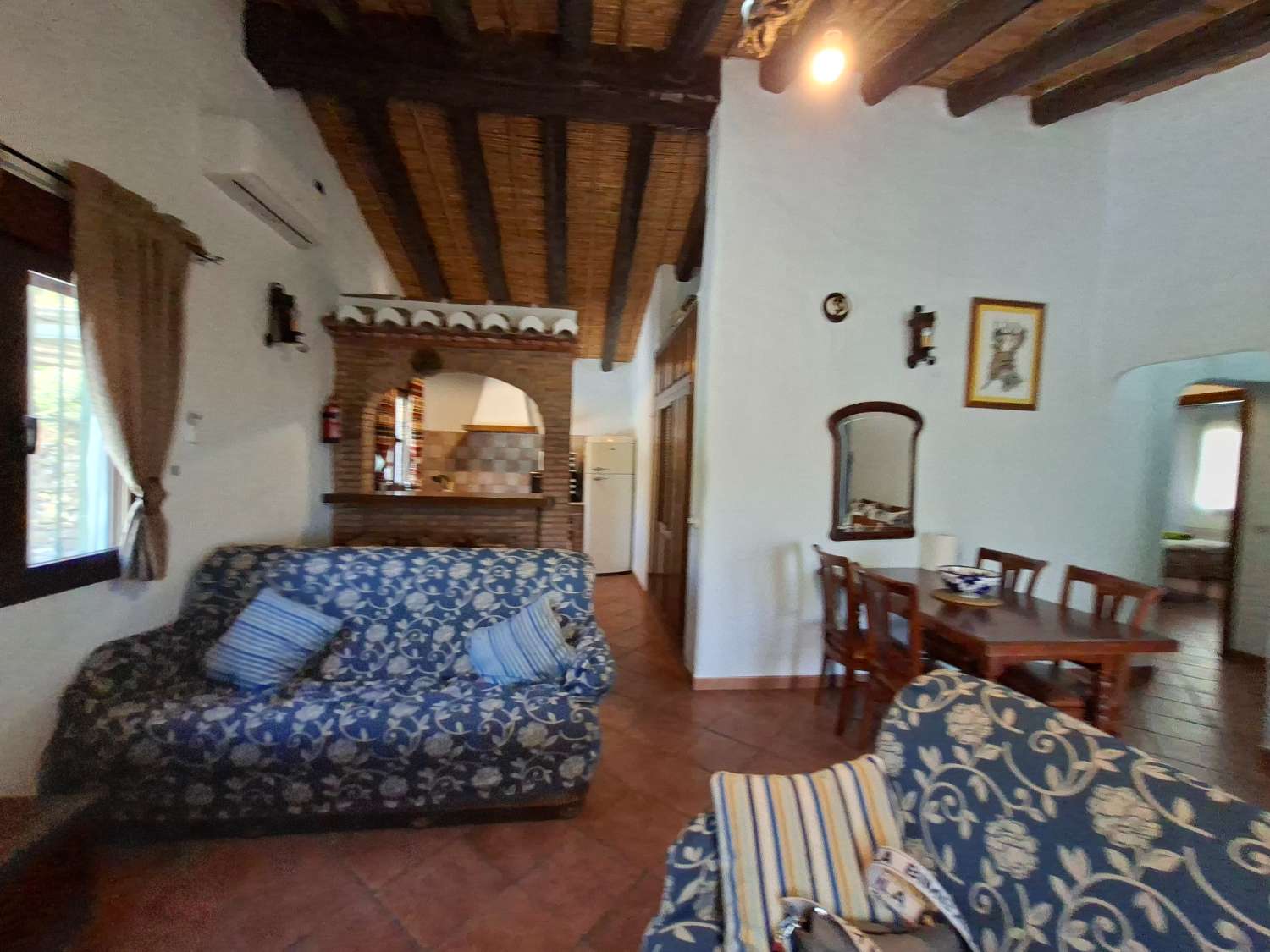 Casa rustica con piscina Cómpeta