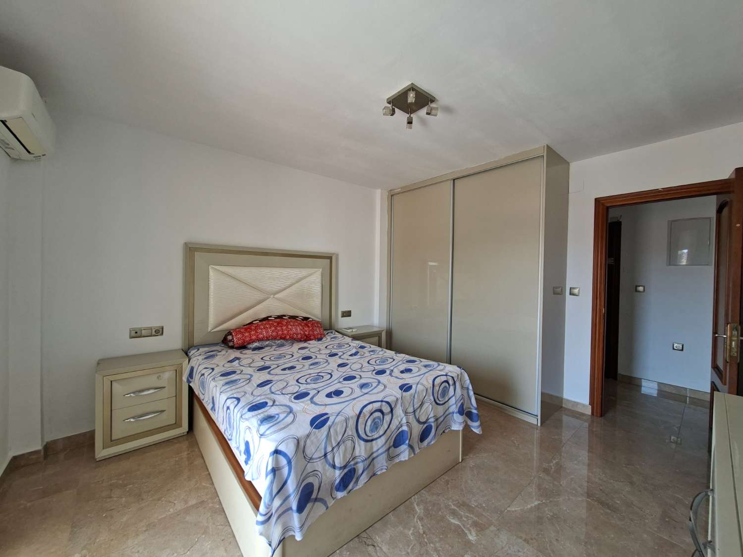 Piso de 3 dormitorios Vélez-Málaga