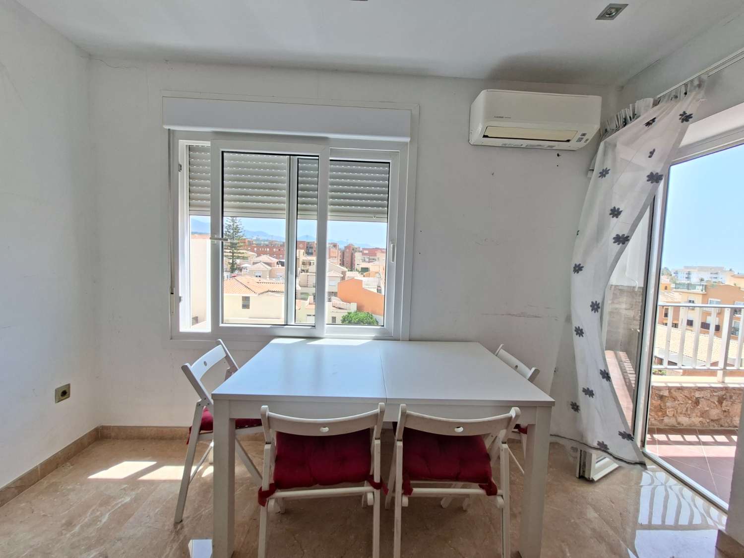 Piso de 3 dormitorios Vélez-Málaga