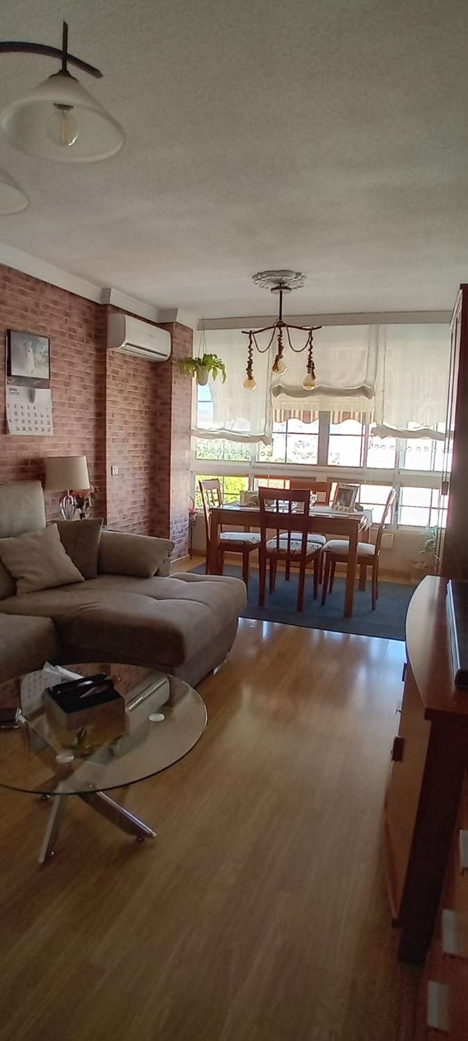 Piso de 3 dormitorios Rincón de la Victoria