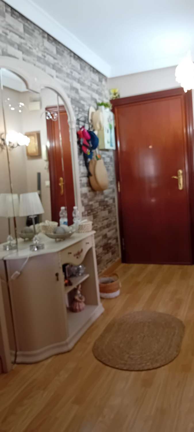 Piso de 3 dormitorios Rincón de la Victoria