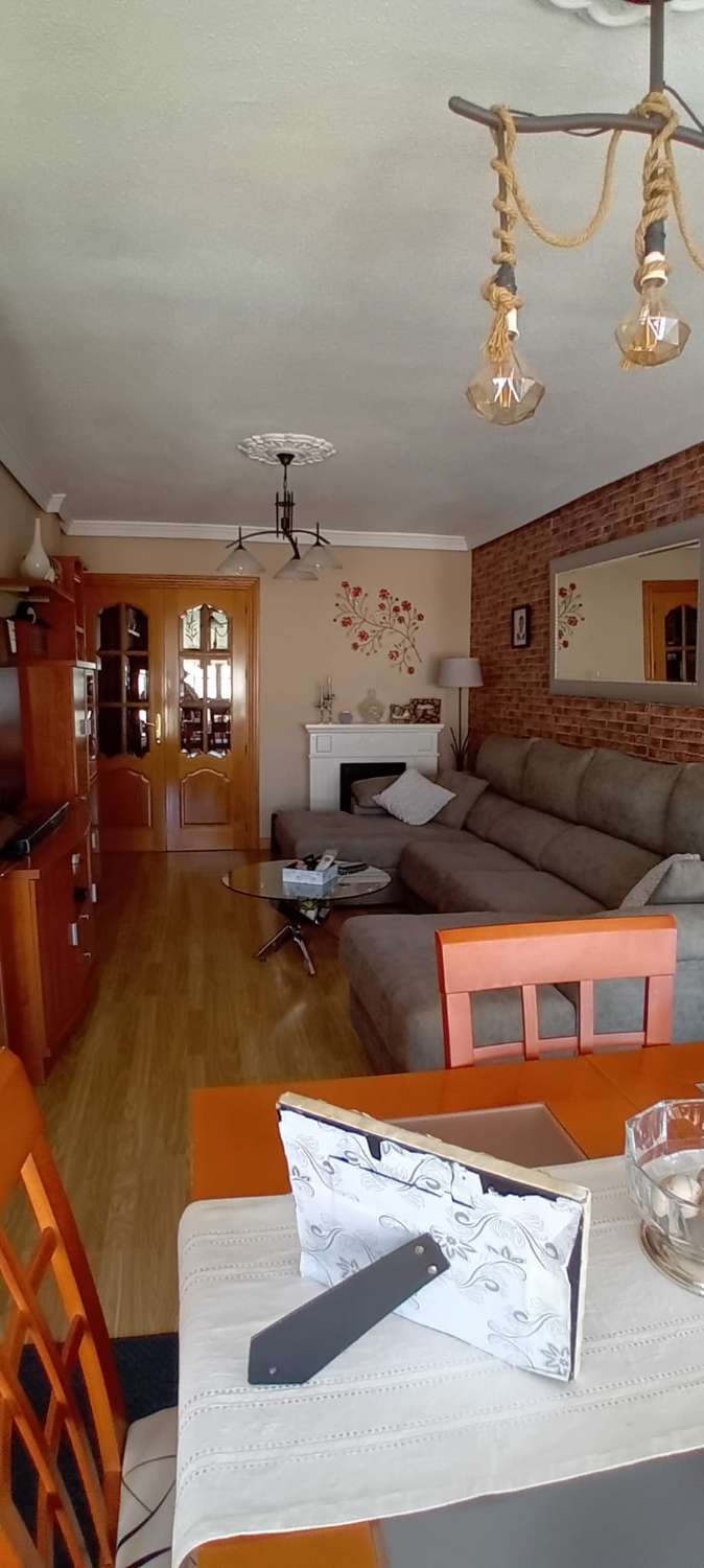 Piso de 3 dormitorios Rincón de la Victoria